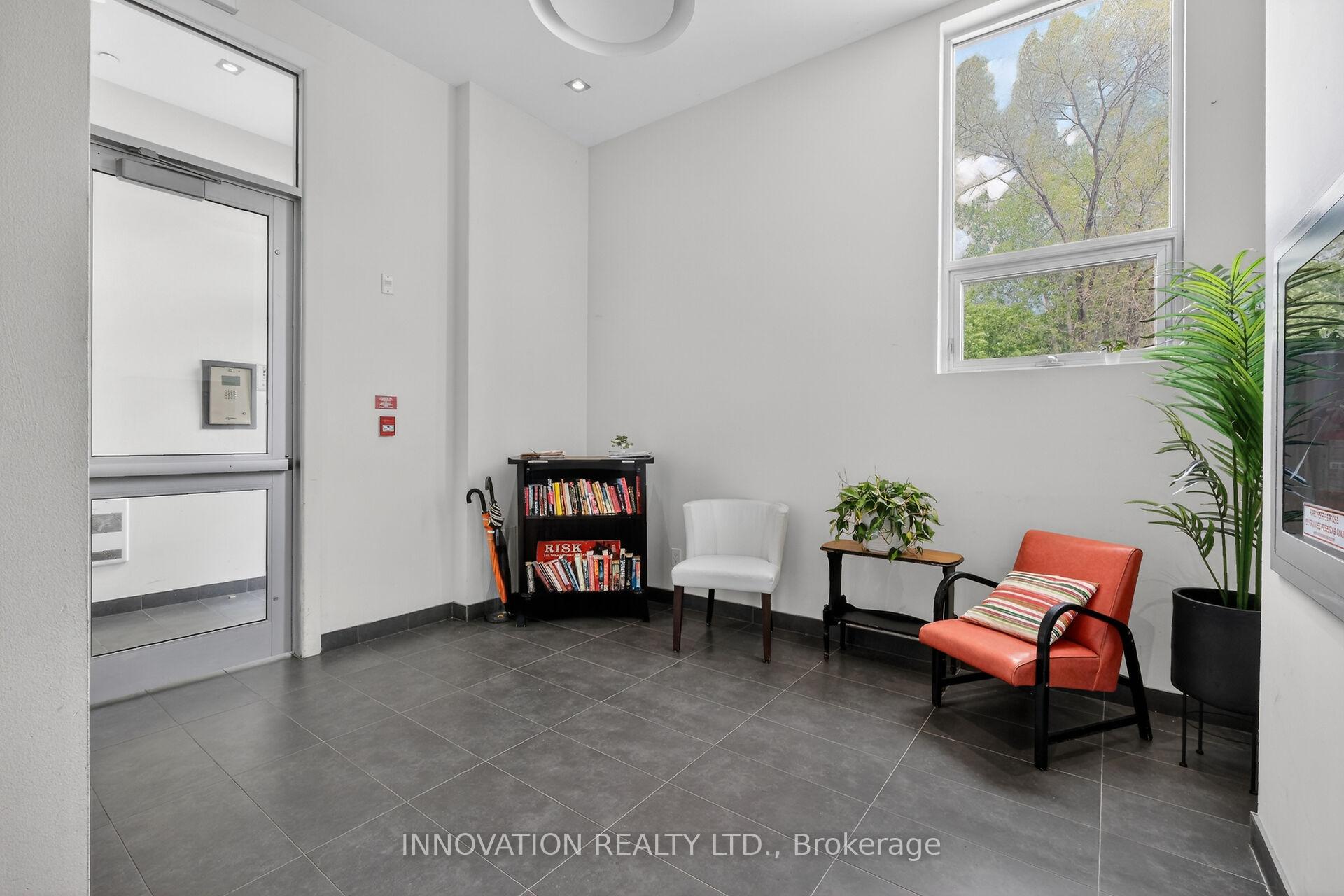 Photo 7 of Unit 307, 390 Booth Street, Ottawa, West Centre Town — HOMEH