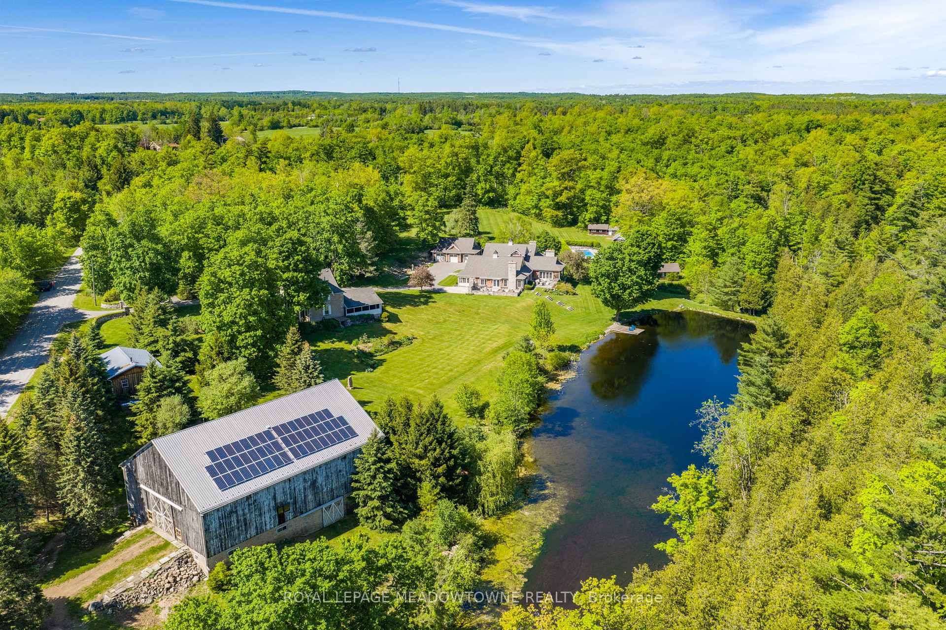 Photo 3 of 14249 Tenth Line, Halton Hills, Rural Halton Hills — HOMEH