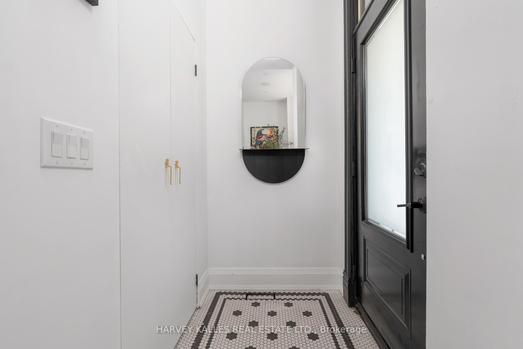 Photo 3 of 281 Lisgar Street, Toronto, Little Portugal — HOMEH