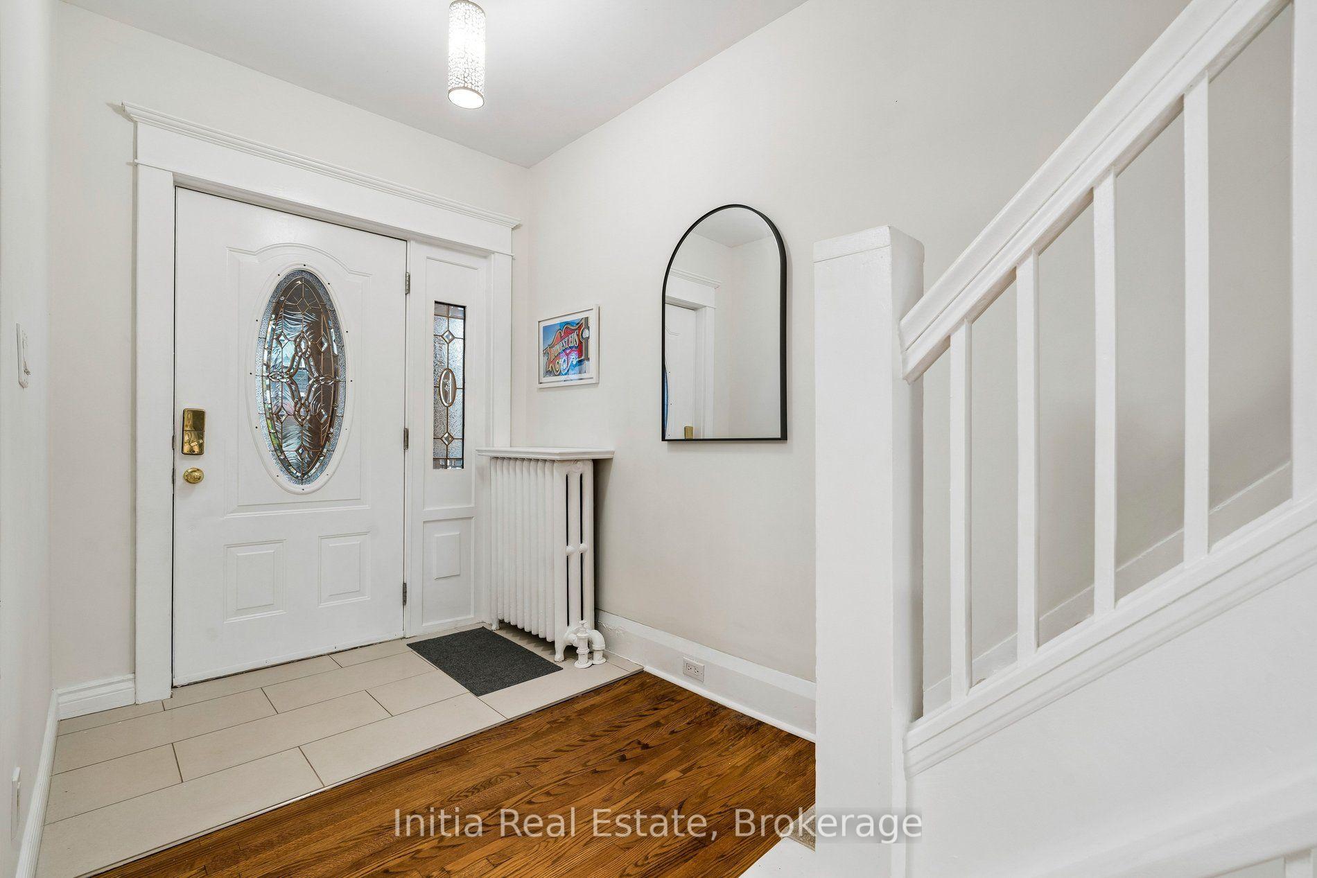 Photo 4 of 16 Glebemount Avenue, Toronto, Danforth — HOMEH