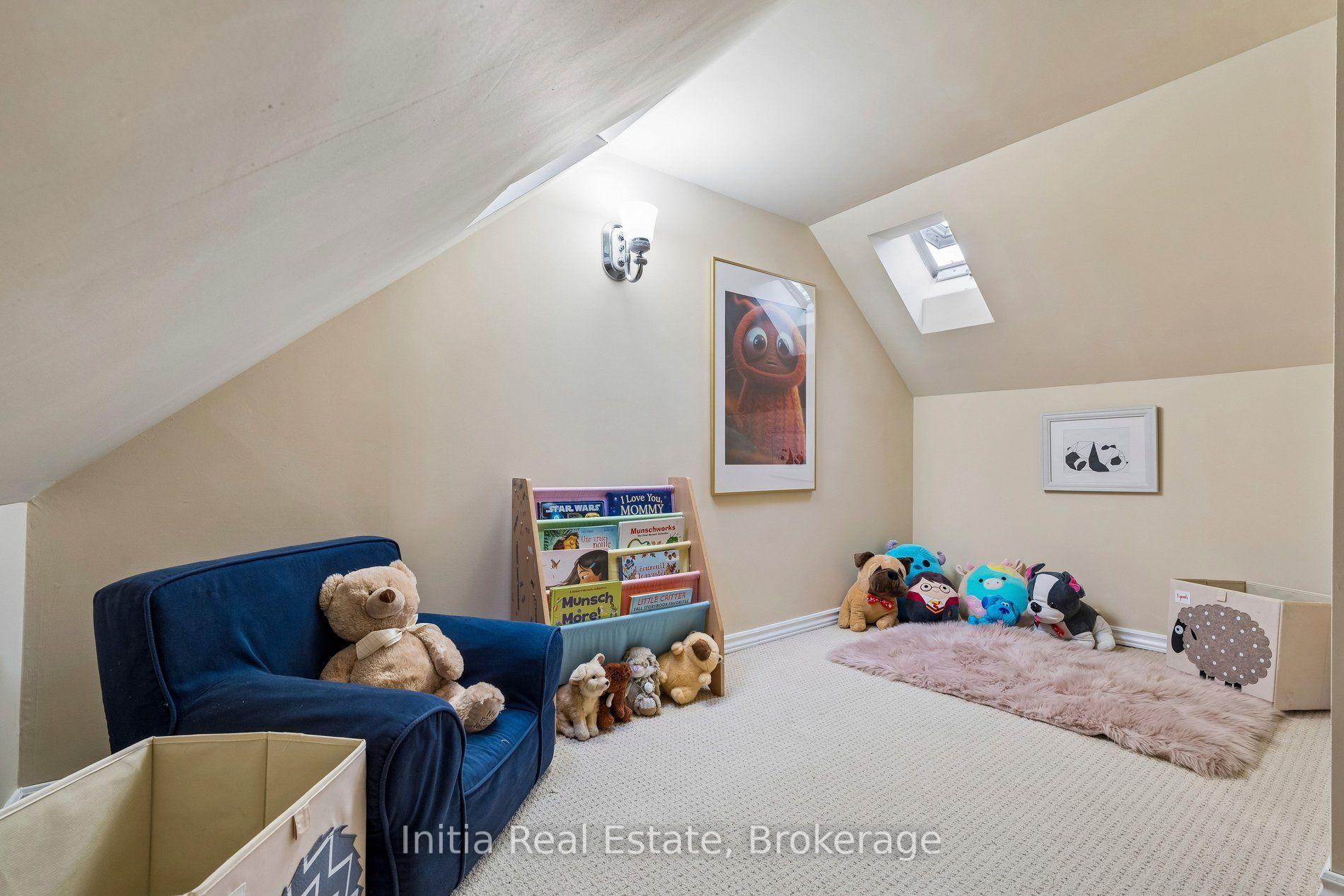 Photo 31 of 16 Glebemount Avenue, Toronto, Danforth — HOMEH