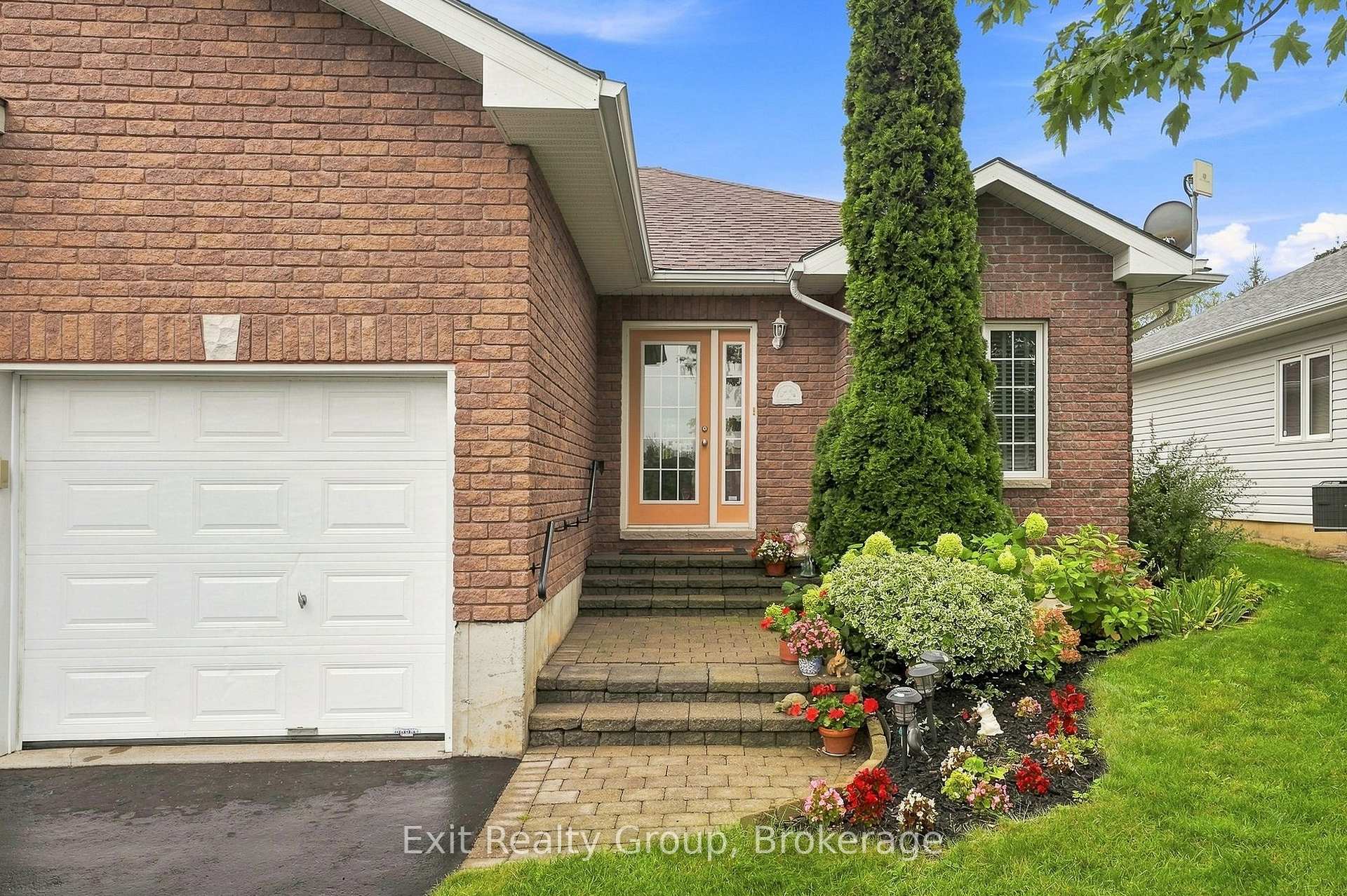 Photo 4 of 26 Aletha Drive, Prince Edward County, Wellington Ward — HOMEH