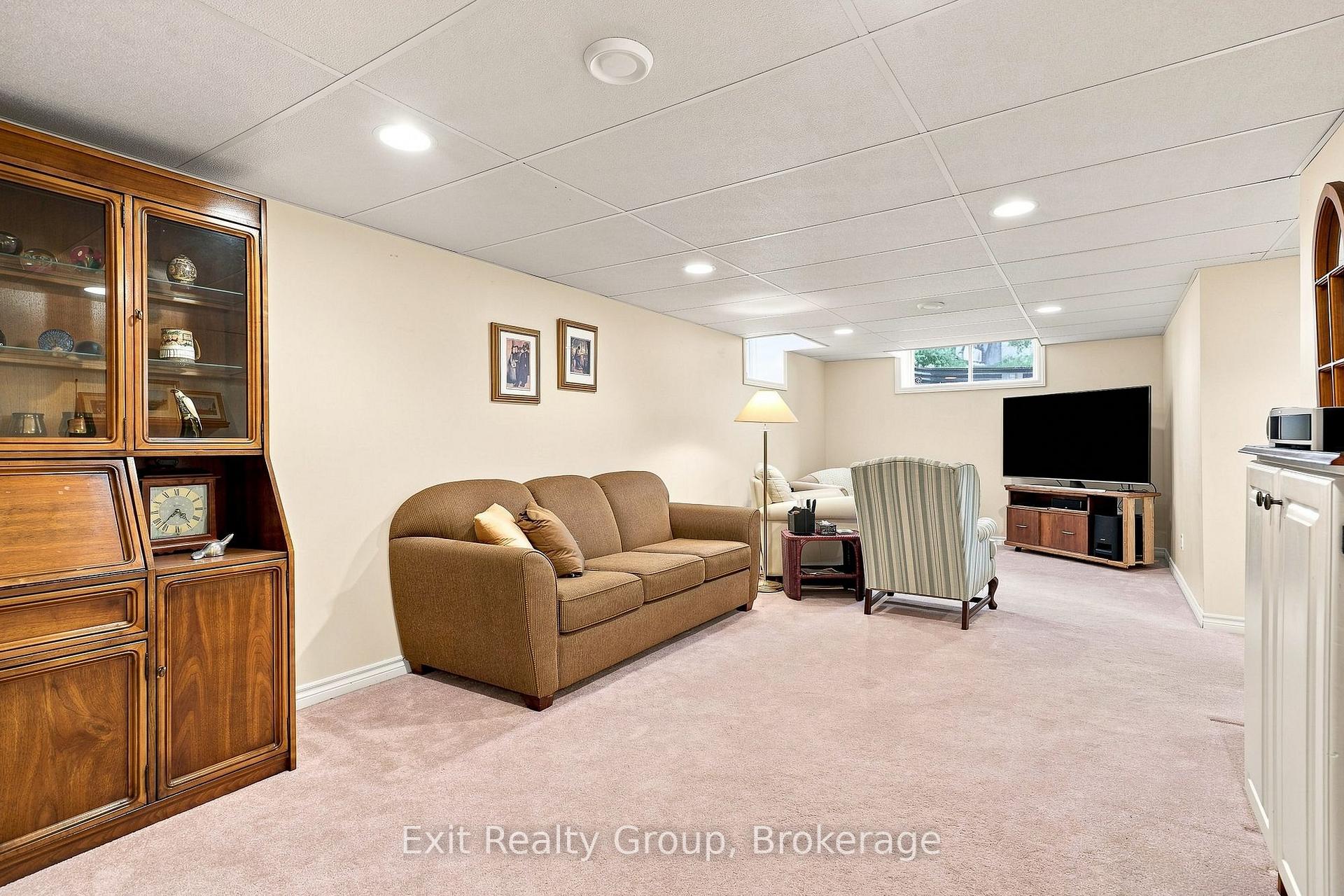 Photo 31 of 26 Aletha Drive, Prince Edward County, Wellington Ward — HOMEH