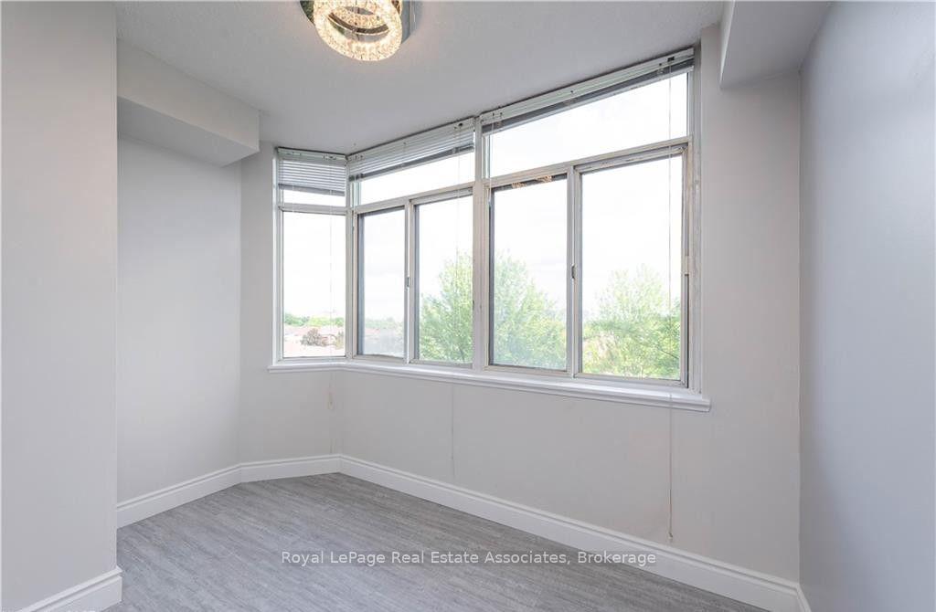 Photo 16 of Unit 507, 300 Webb Drive, Mississauga, City Centre — HOMEH