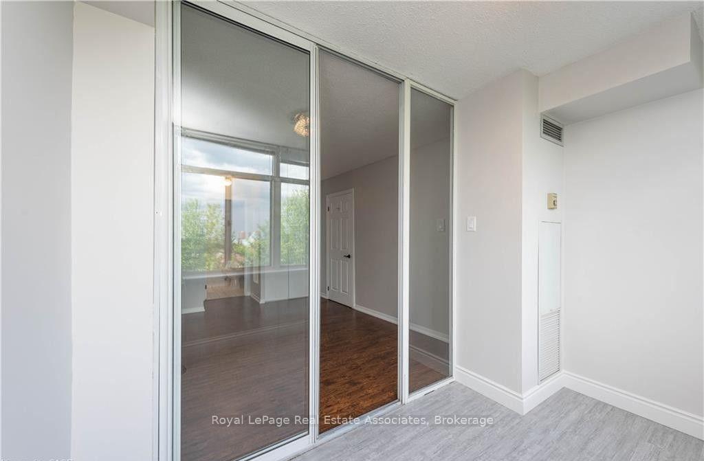 Photo 17 of Unit 507, 300 Webb Drive, Mississauga, City Centre — HOMEH