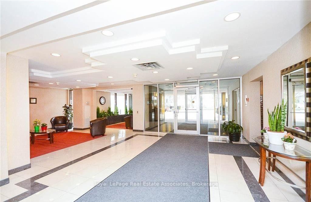 Photo 23 of Unit 507, 300 Webb Drive, Mississauga, City Centre — HOMEH