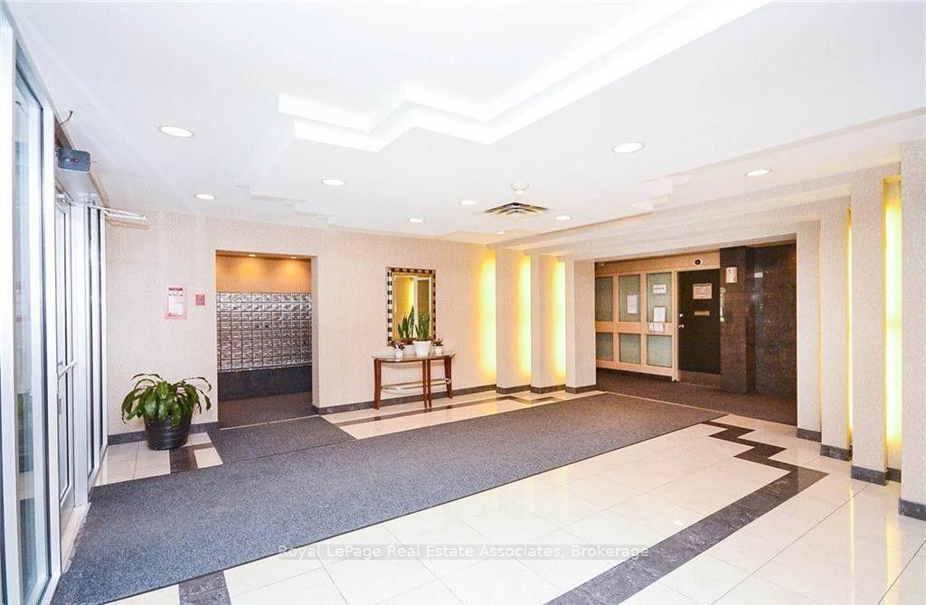 Photo 24 of Unit 507, 300 Webb Drive, Mississauga, City Centre — HOMEH