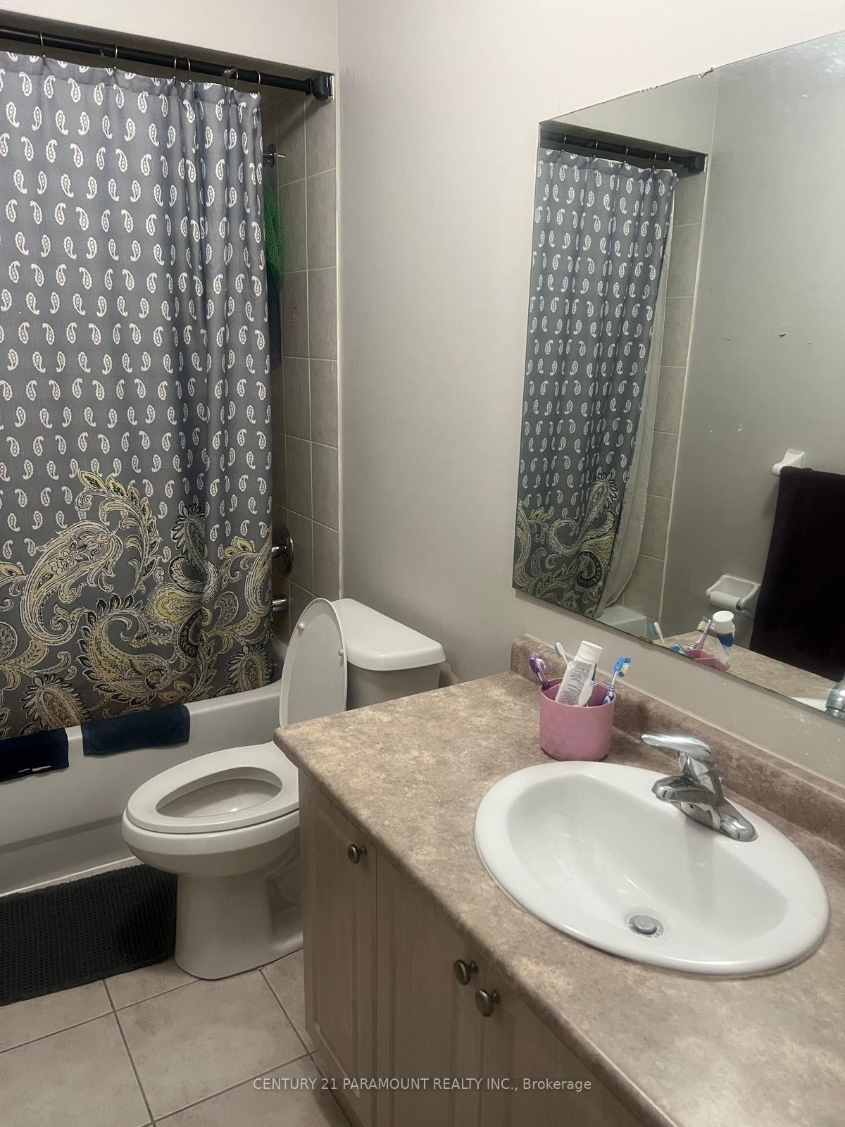 Photo 8 of 214 Albright Road W, Brampton, Fletcher's Creek Village — HOMEH