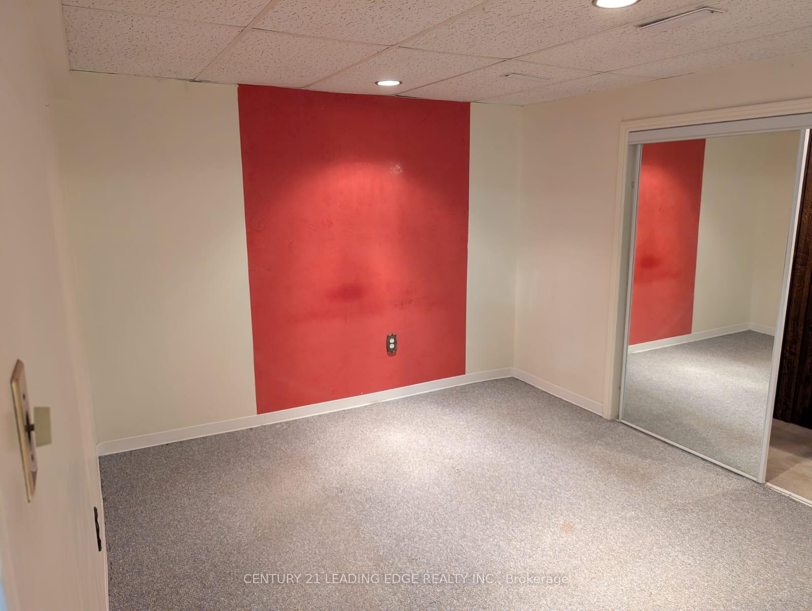 Photo 2 of Unit Basement, 171 Sexton Crescent, North York, Hillcrest Village — HOMEH