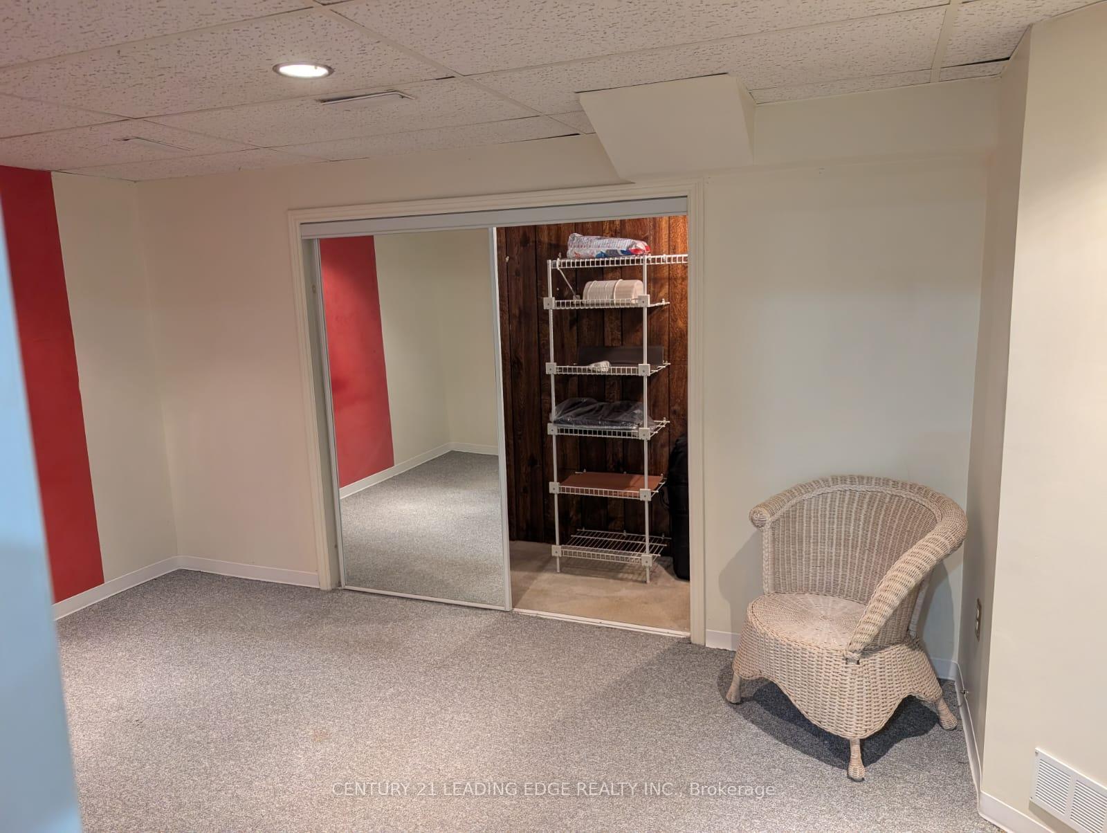 Photo 3 of Unit Basement, 171 Sexton Crescent, North York, Hillcrest Village — HOMEH