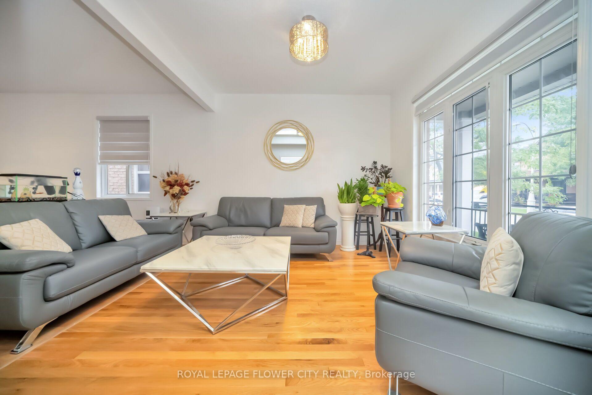 Photo 6 of 36 Borneo Crescent, Brampton, Sandringham-Wellington North — HOMEH