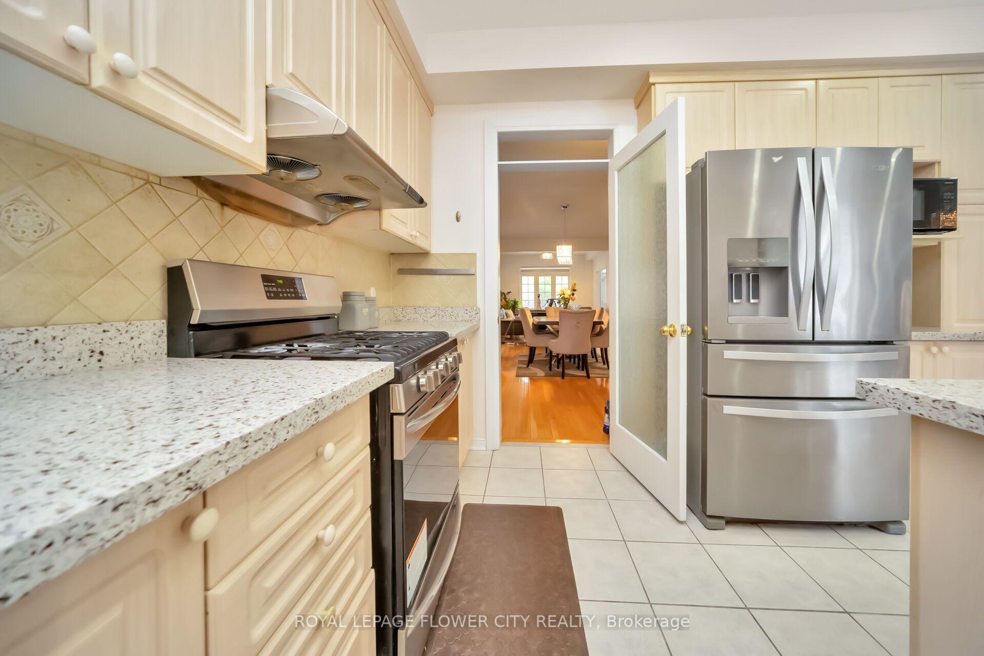 Photo 18 of 36 Borneo Crescent, Brampton, Sandringham-Wellington North — HOMEH