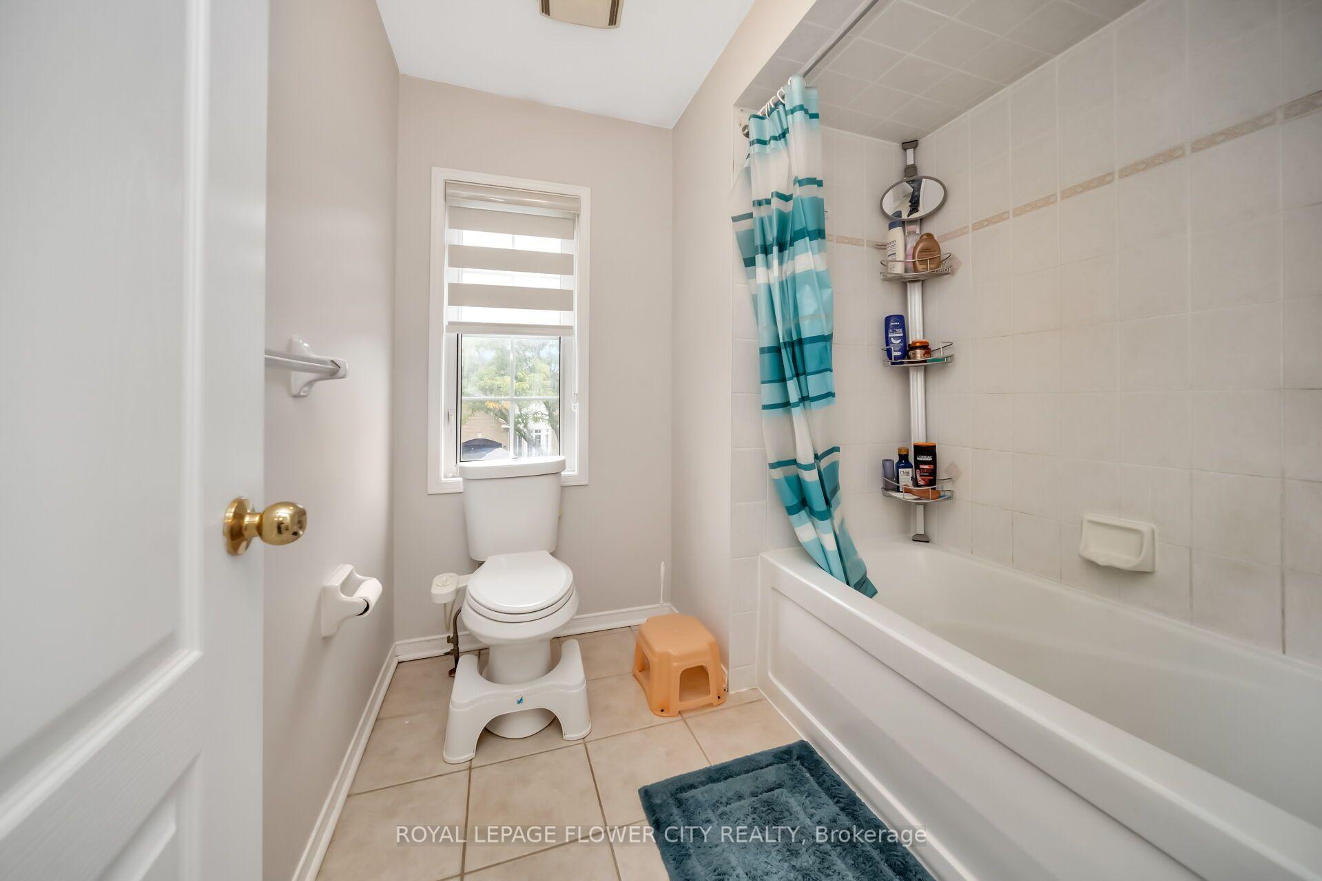 Photo 29 of 36 Borneo Crescent, Brampton, Sandringham-Wellington North — HOMEH