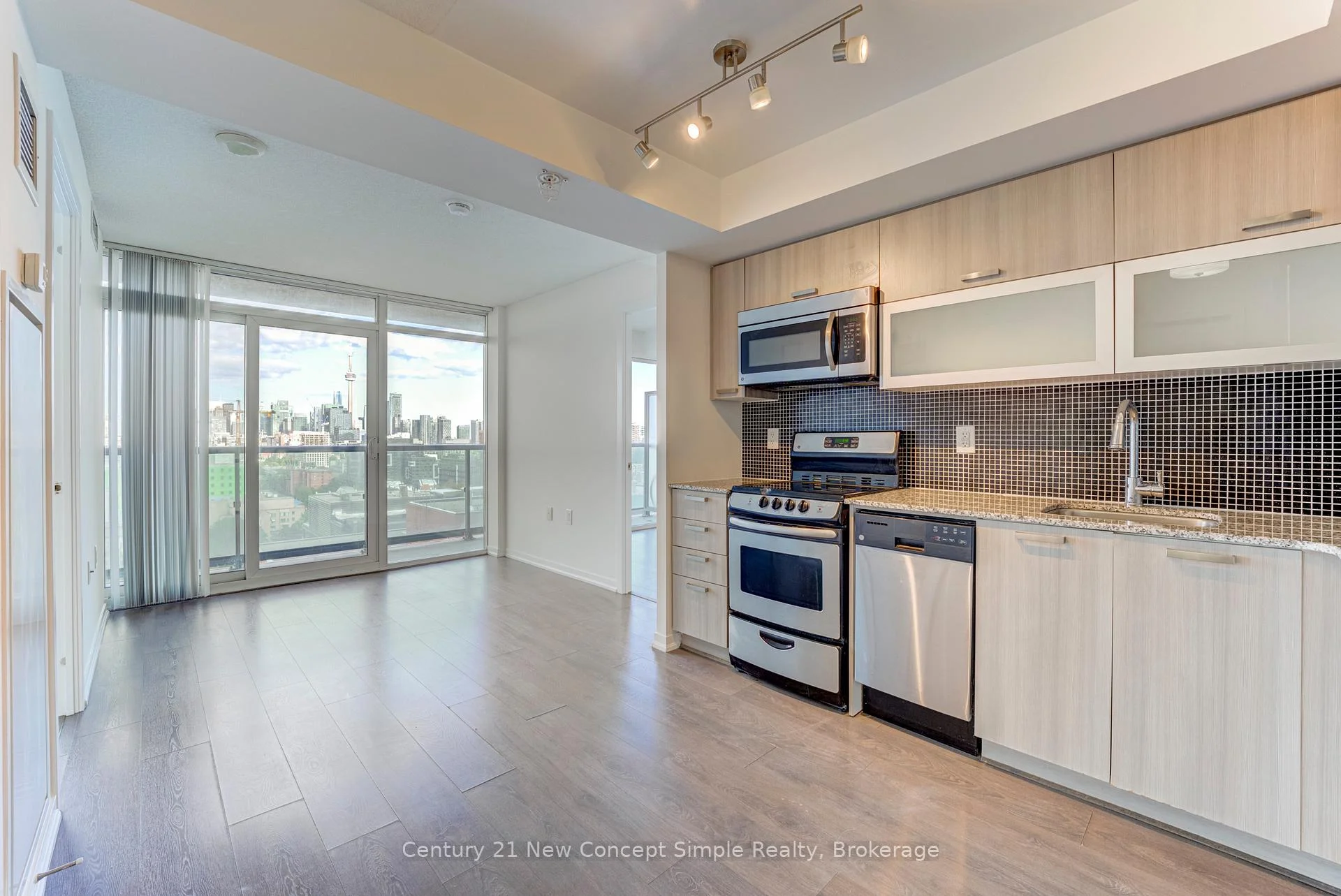 Photo 14 of Unit 2016E, 36 Lisgar Street, Toronto, Little Portugal — HOMEH