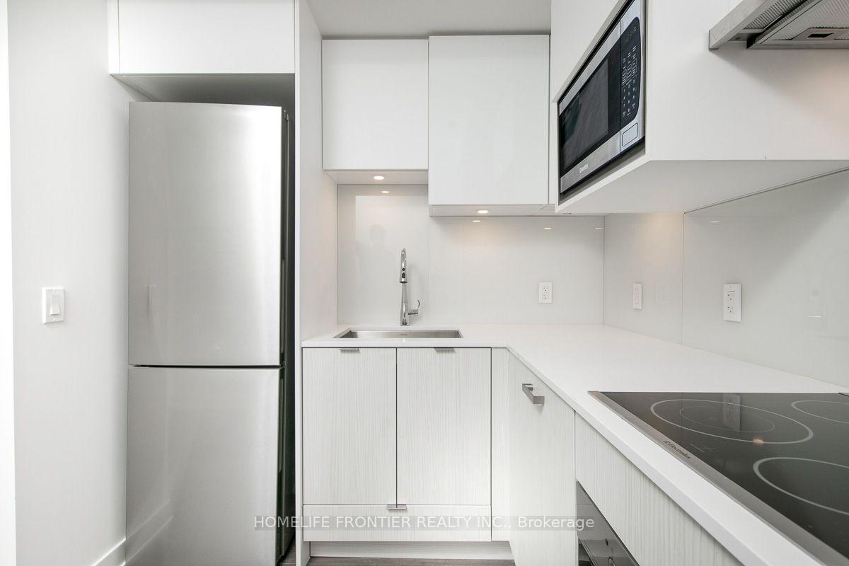 Photo 2 of Unit 1714, 195 Redpath Avenue, Toronto, Mount Pleasant West — HOMEH