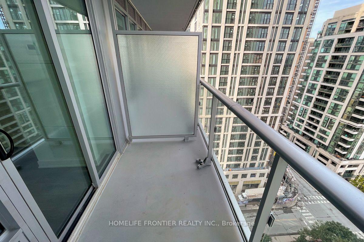Photo 13 of Unit 1714, 195 Redpath Avenue, Toronto, Mount Pleasant West — HOMEH
