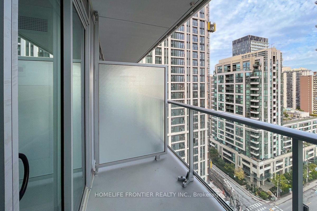 Photo 14 of Unit 1714, 195 Redpath Avenue, Toronto, Mount Pleasant West — HOMEH