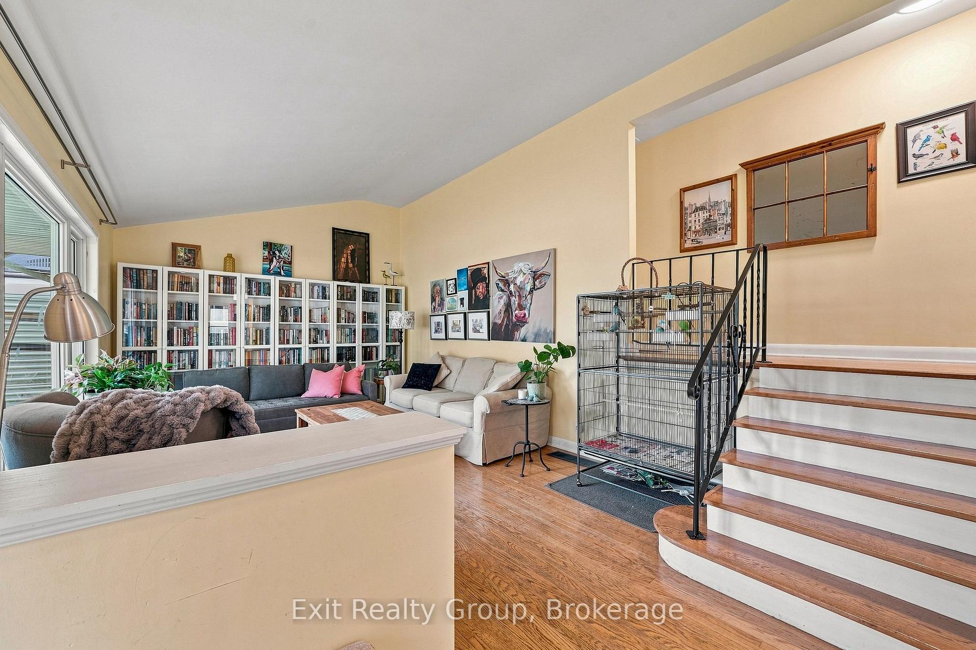 Photo 6 of 50 Lambert Drive, Belleville, Belleville Ward — HOMEH