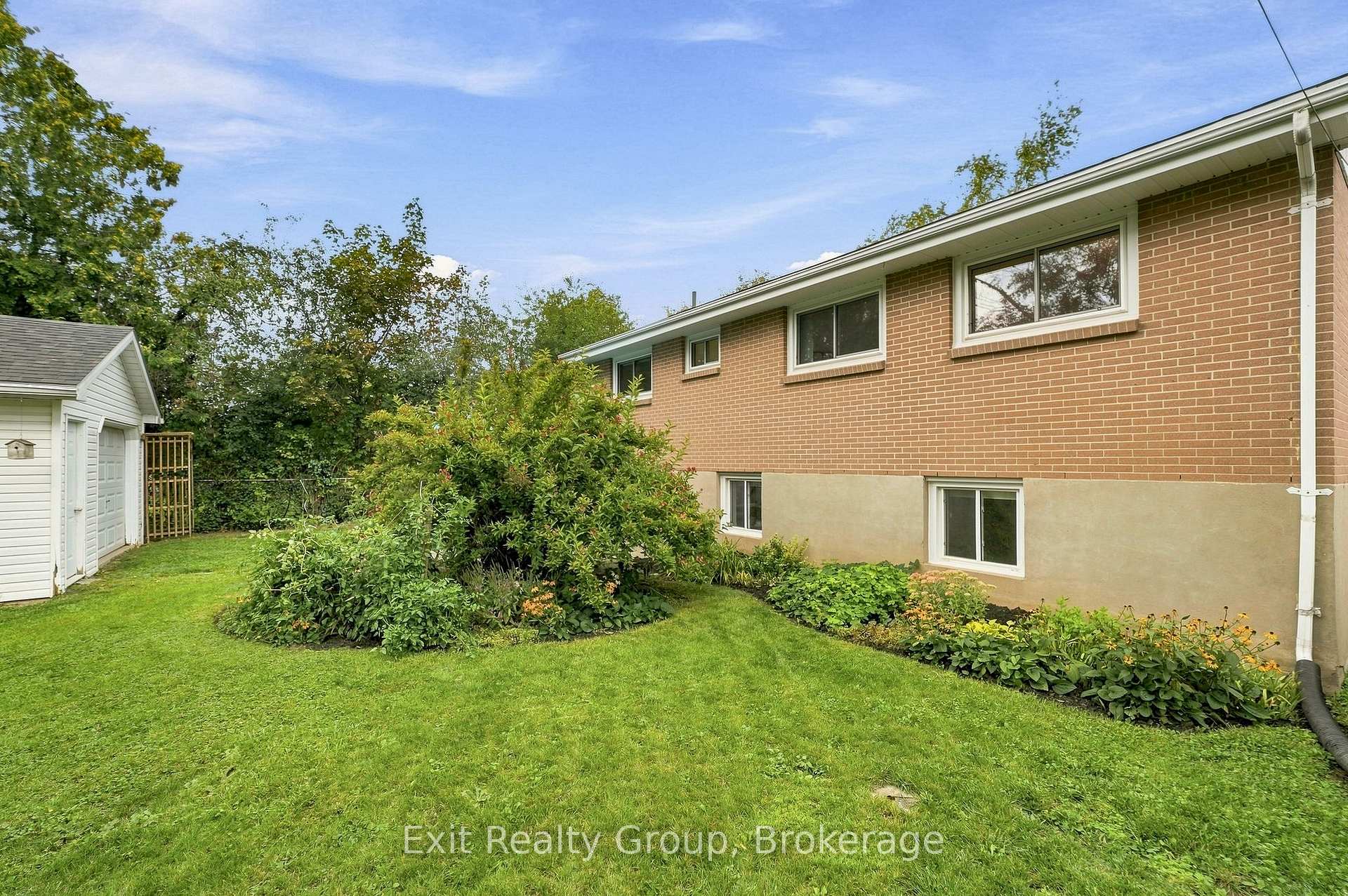 Photo 38 of 50 Lambert Drive, Belleville, Belleville Ward — HOMEH