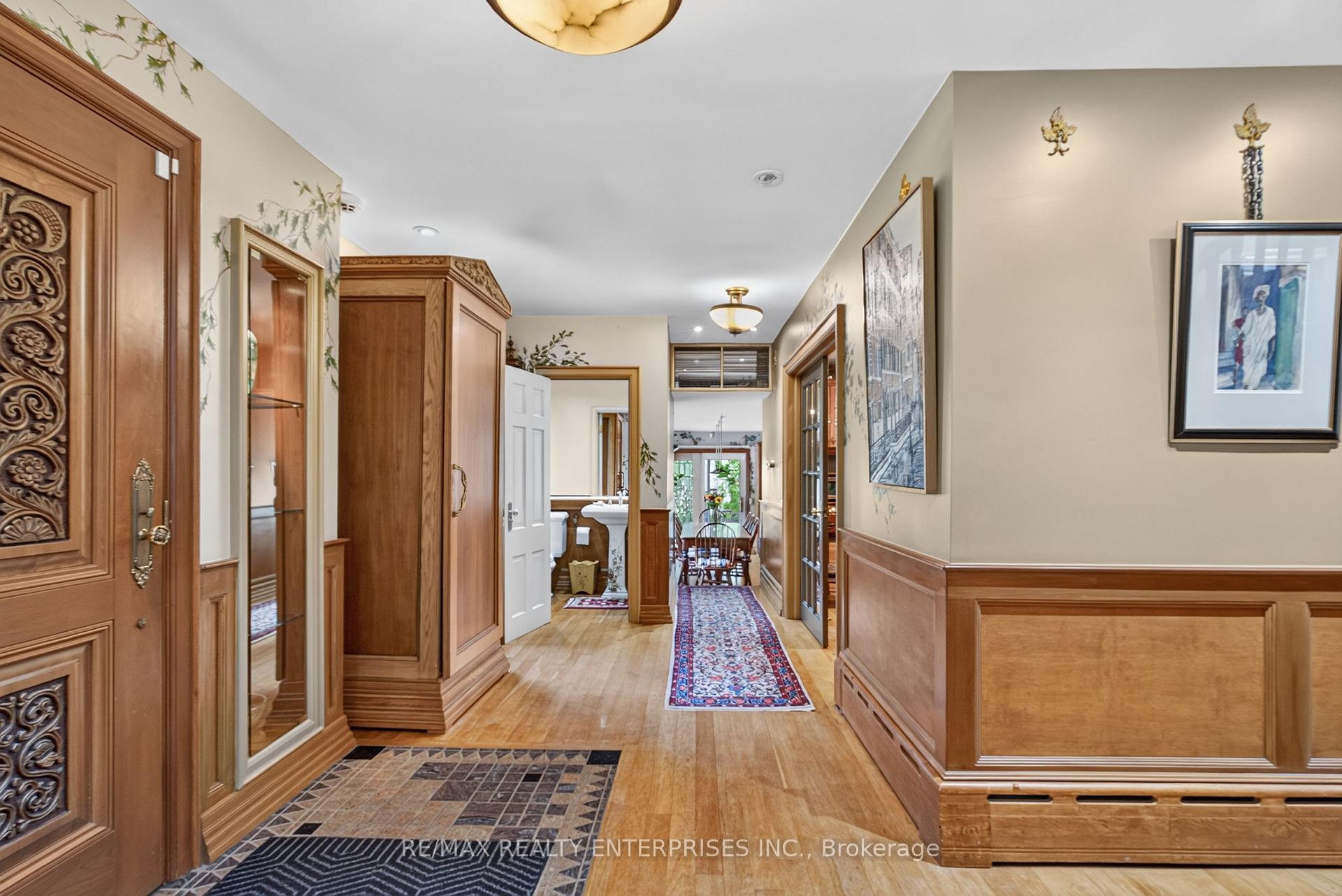 Photo 5 of 1425 Solana Crescent, Mississauga, Lorne Park — HOMEH