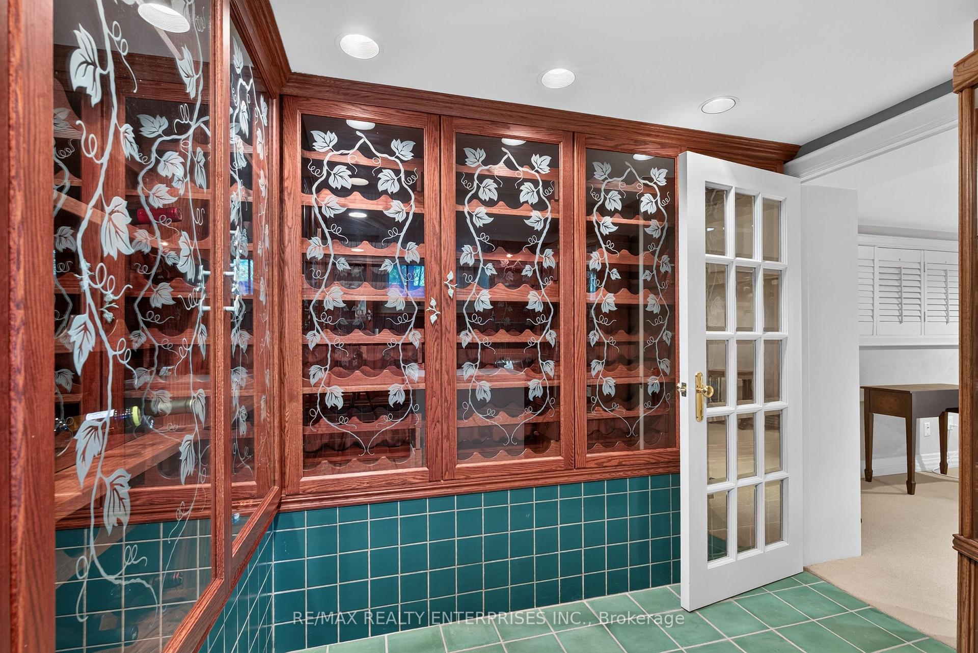 Photo 29 of 1425 Solana Crescent, Mississauga, Lorne Park — HOMEH