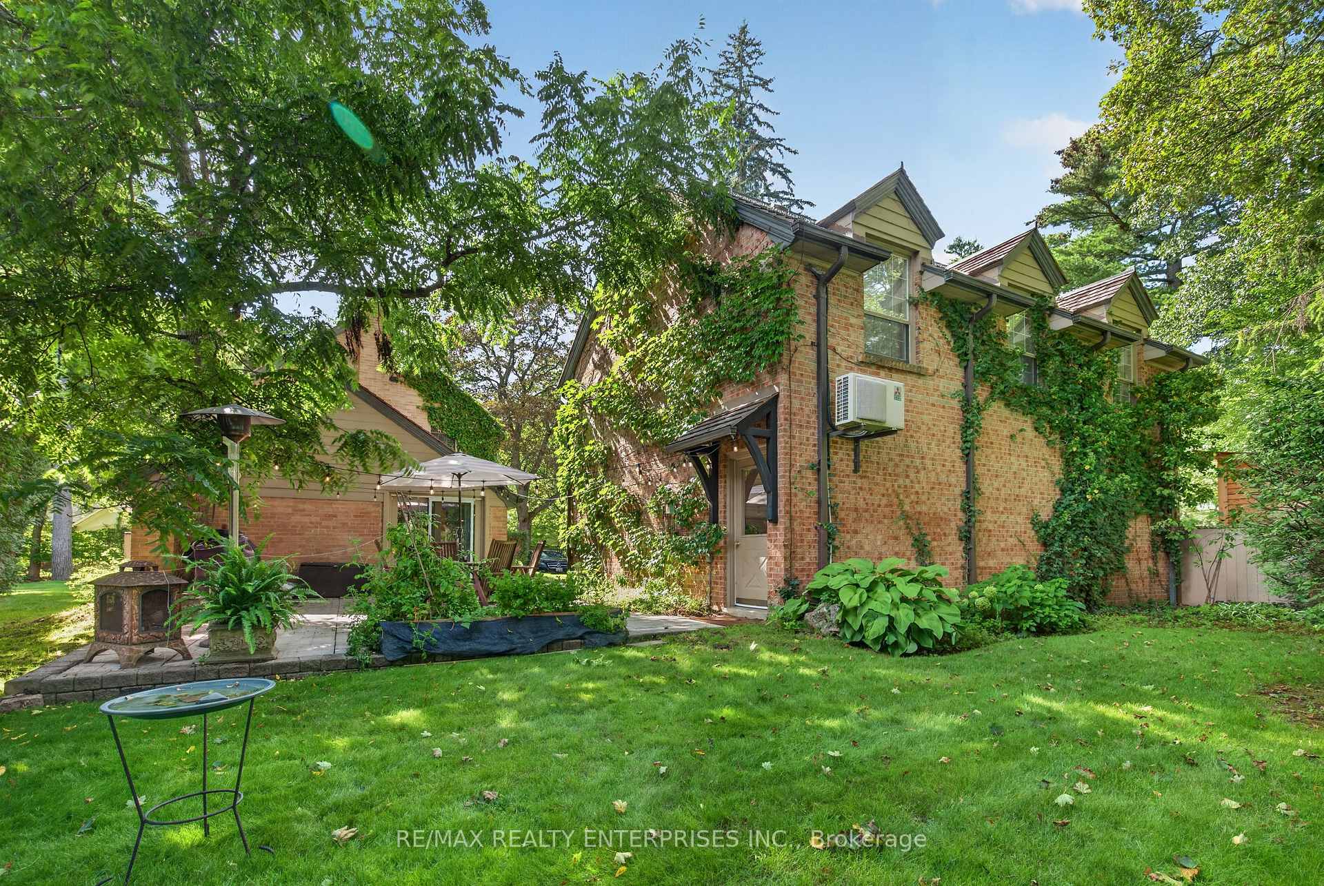 Photo 32 of 1425 Solana Crescent, Mississauga, Lorne Park — HOMEH