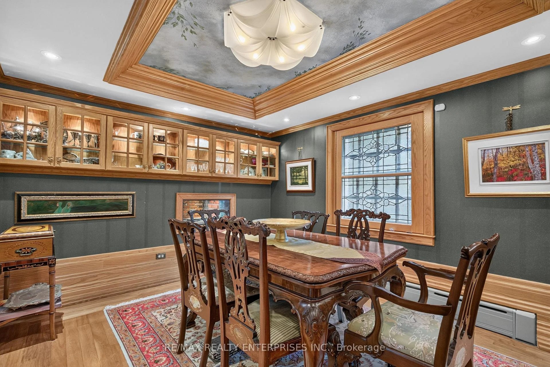 Photo 10 of 1425 Solana Crescent, Mississauga, Lorne Park — HOMEH