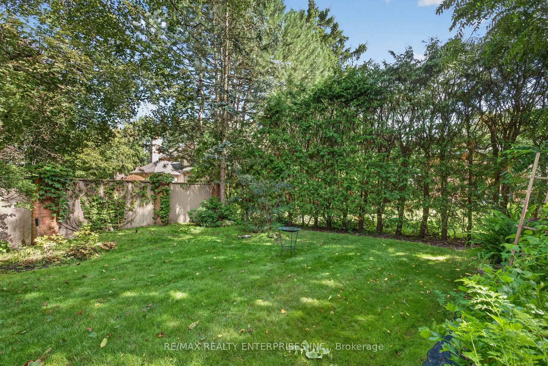Photo 43 of 1425 Solana Crescent, Mississauga, Lorne Park — HOMEH