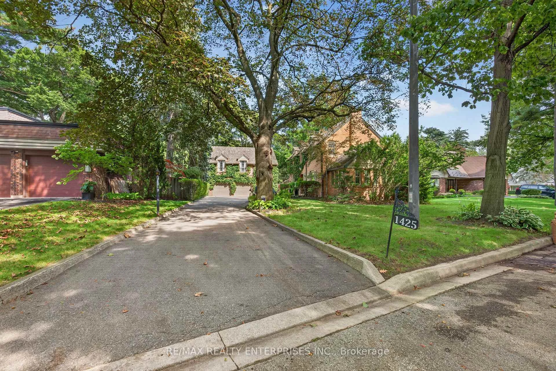 Photo 44 of 1425 Solana Crescent, Mississauga, Lorne Park — HOMEH