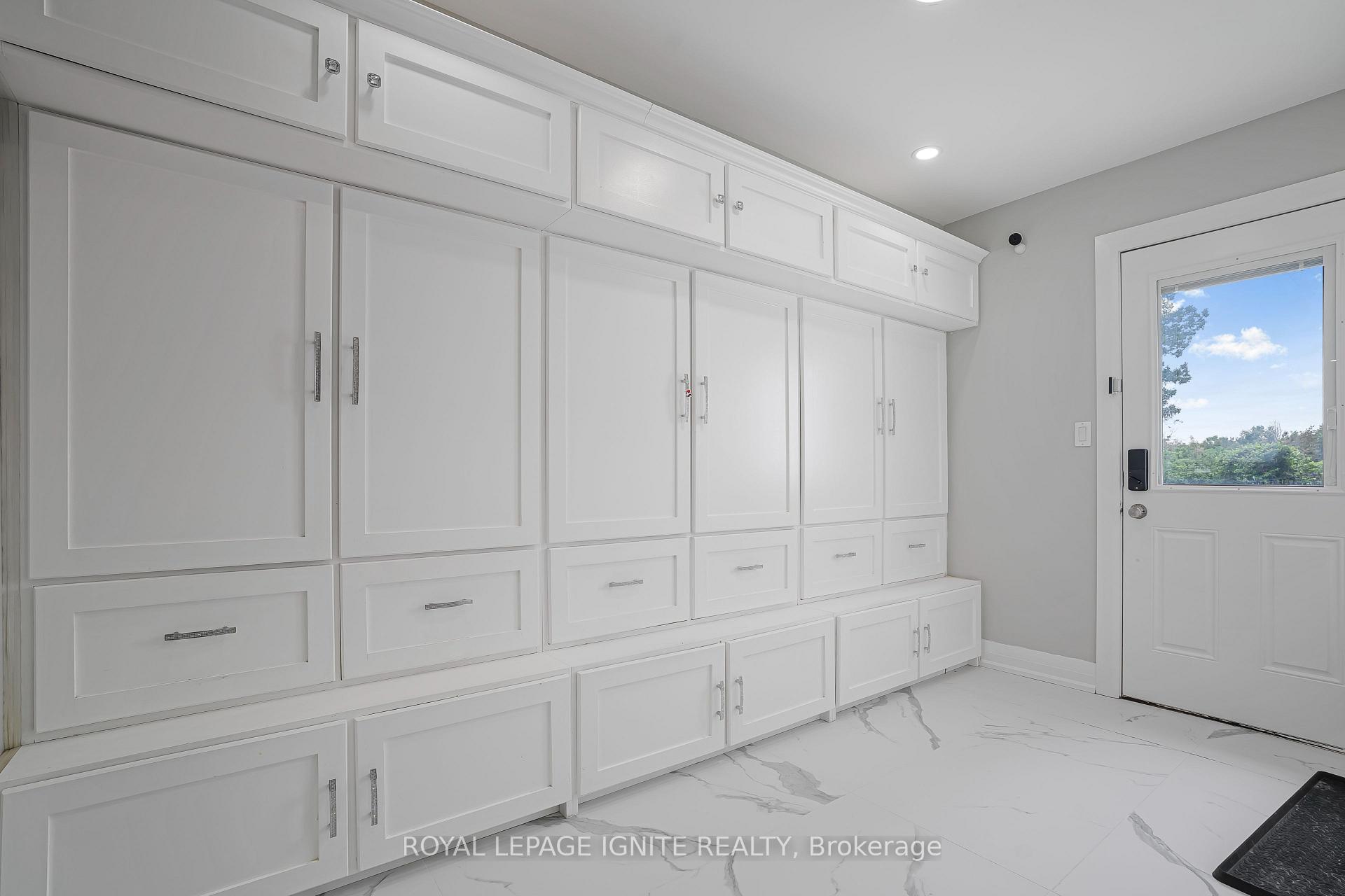 Photo 12 of 69 Raeview Drive, Whitchurch-Stouffville, Rural Whitchurch-Stouffville — HOMEH