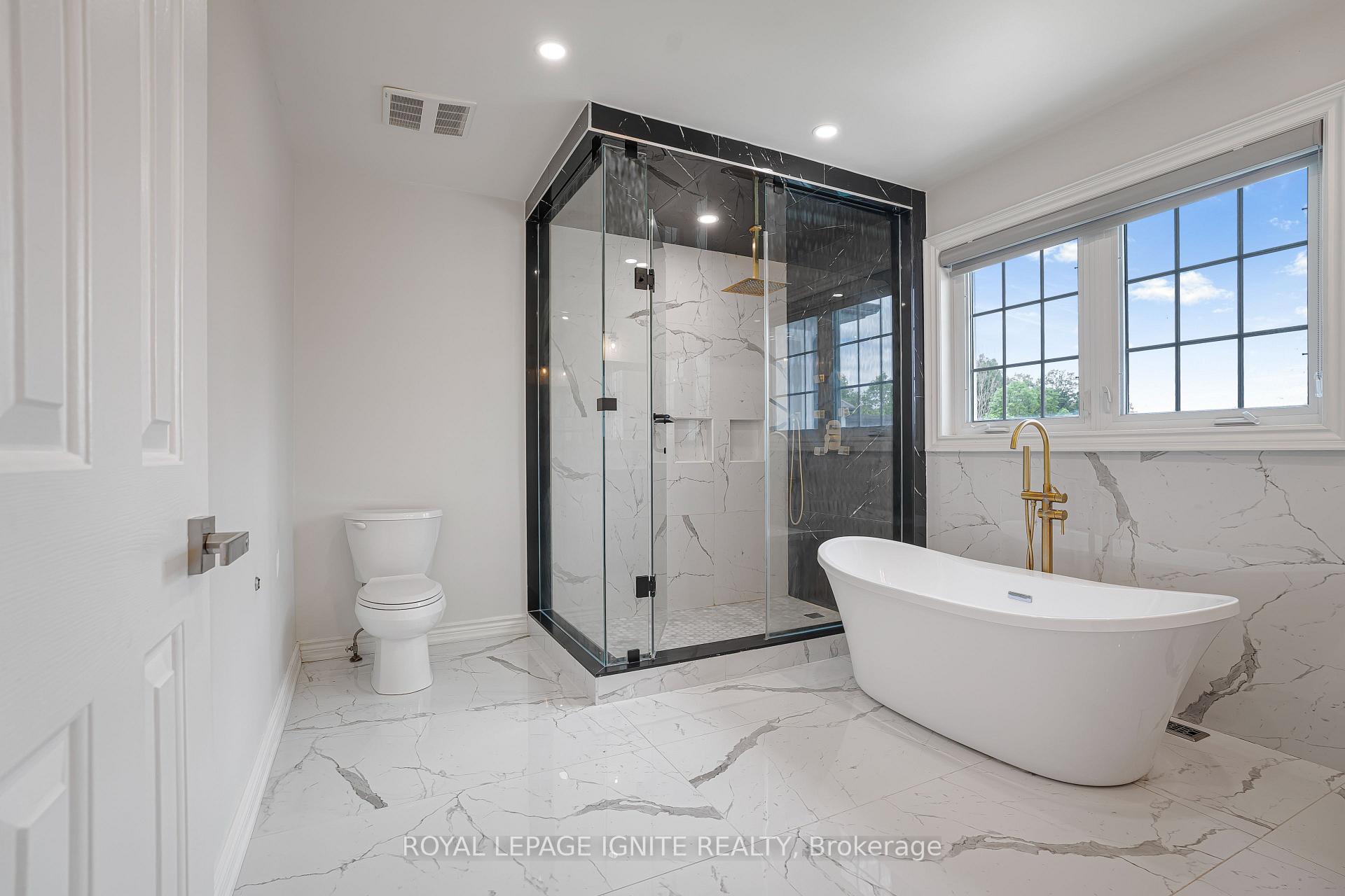 Photo 20 of 69 Raeview Drive, Whitchurch-Stouffville, Rural Whitchurch-Stouffville — HOMEH
