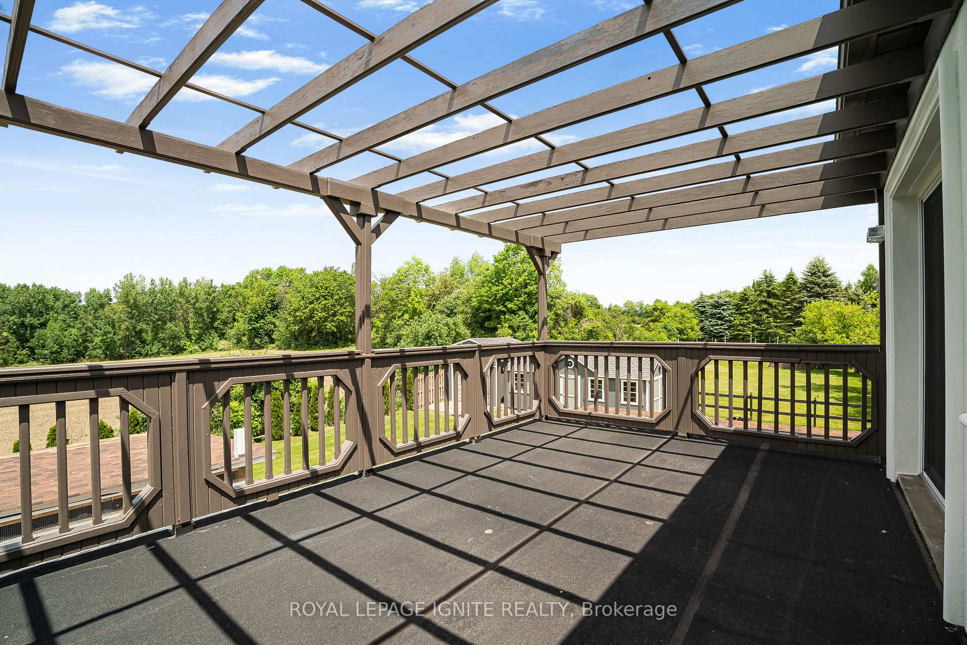 Photo 36 of 69 Raeview Drive, Whitchurch-Stouffville, Rural Whitchurch-Stouffville — HOMEH
