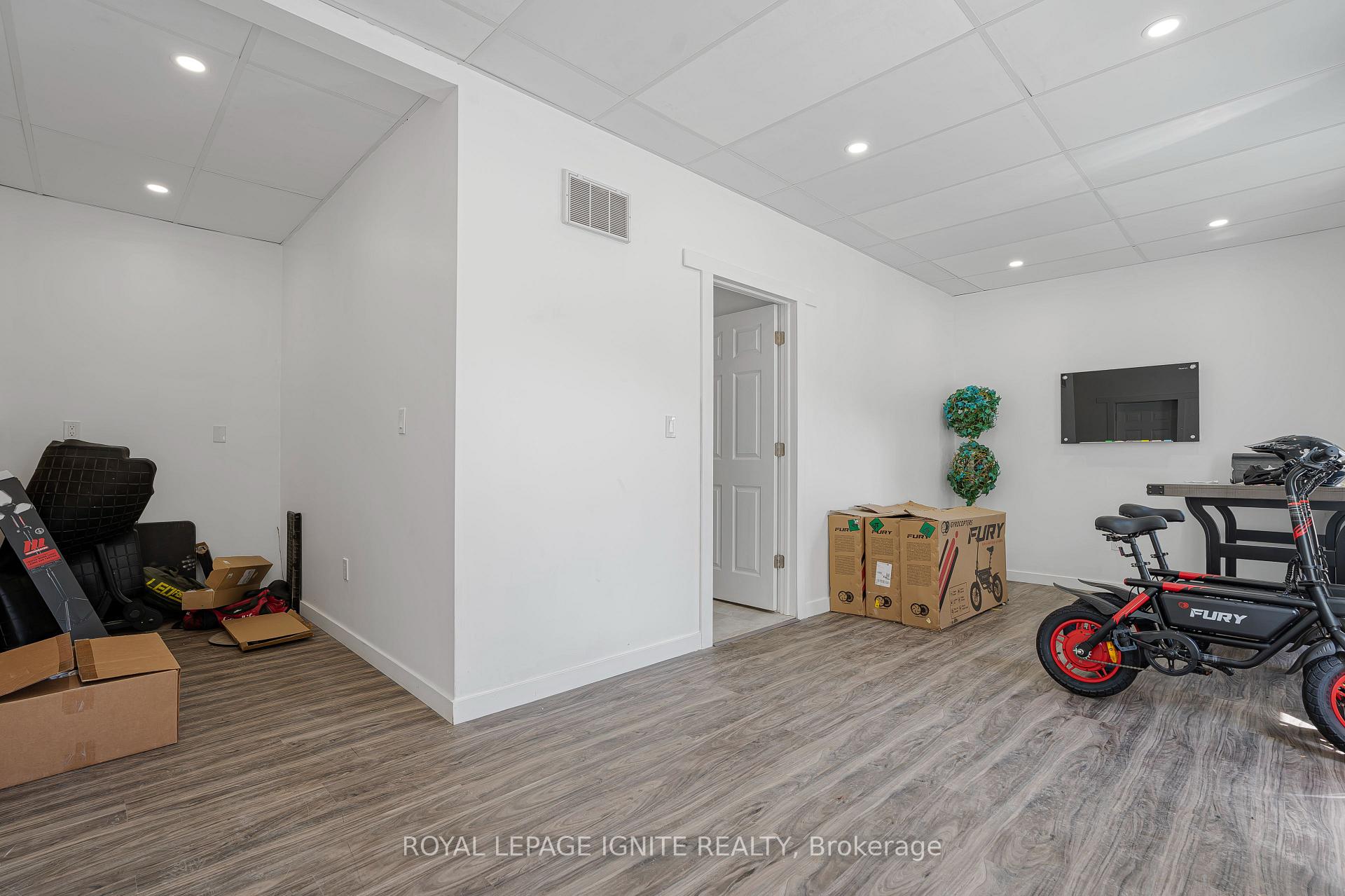 Photo 46 of 69 Raeview Drive, Whitchurch-Stouffville, Rural Whitchurch-Stouffville — HOMEH