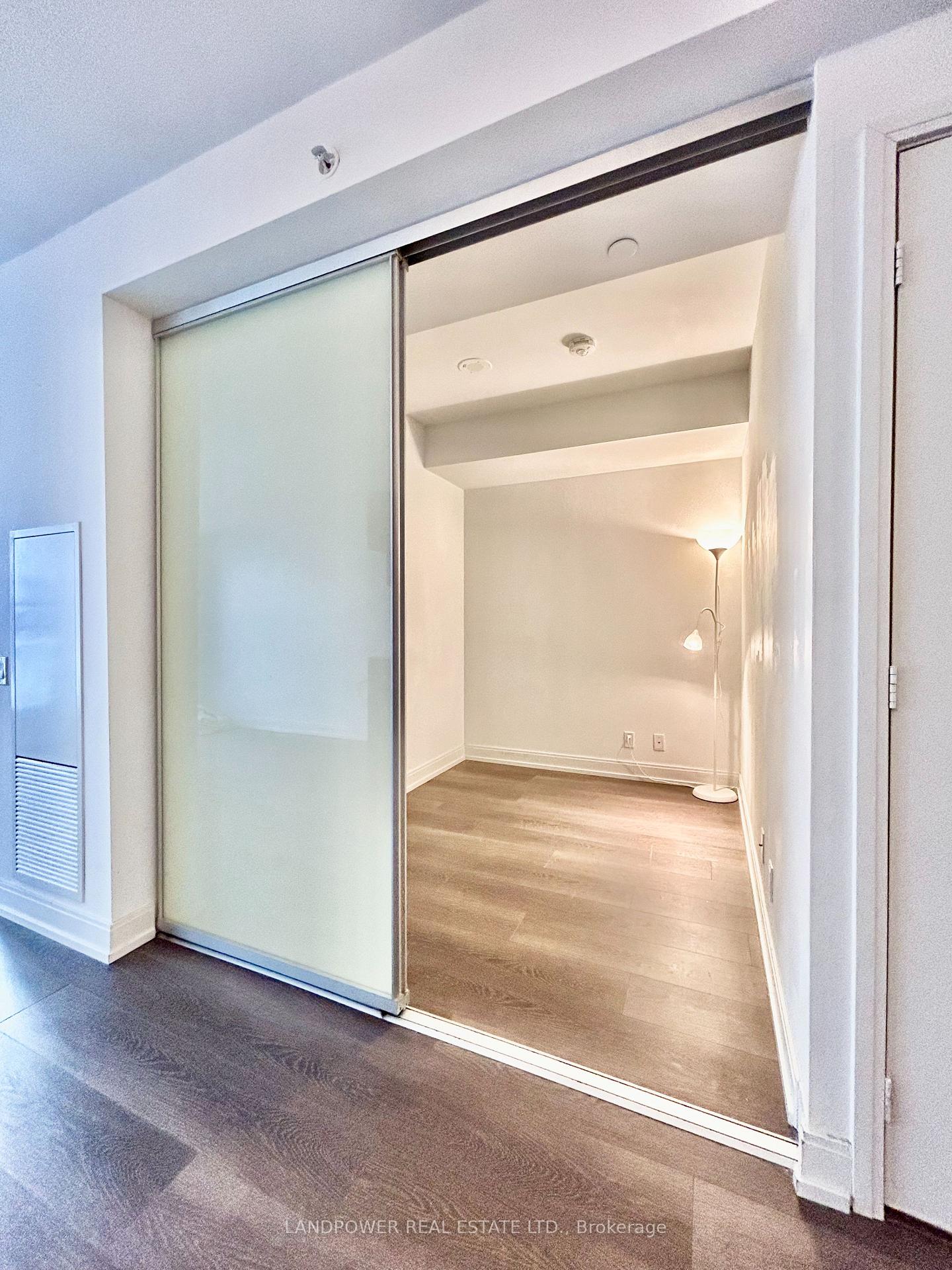 Photo 3 of Unit 5002, 181 Dundas Street E, Toronto, Church-Yonge Corridor — HOMEH