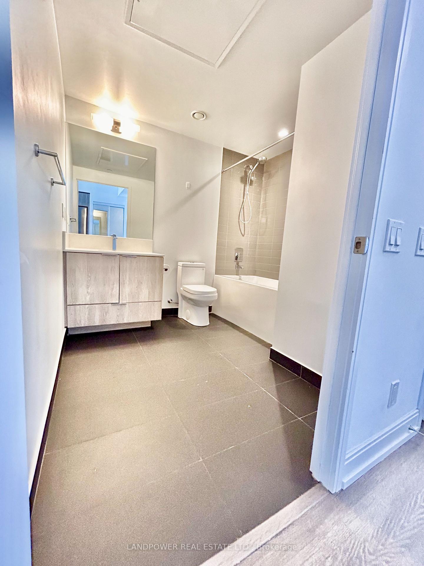 Photo 6 of Unit 5002, 181 Dundas Street E, Toronto, Church-Yonge Corridor — HOMEH