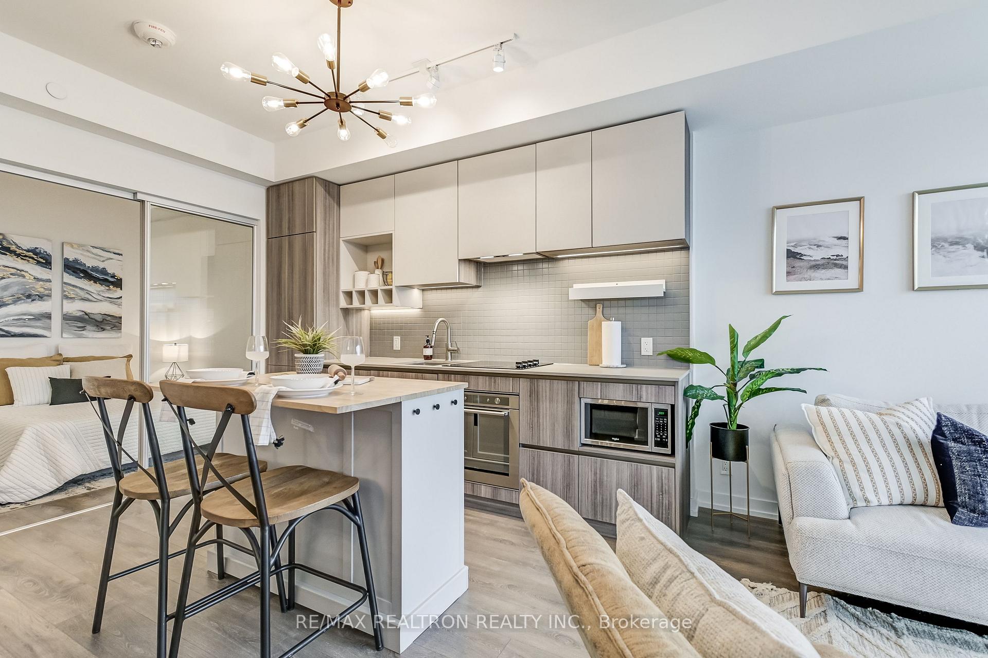 Photo 14 of Unit 1608, 5 Buttermill Avenue, Vaughan, Vaughan Corporate Centre — HOMEH