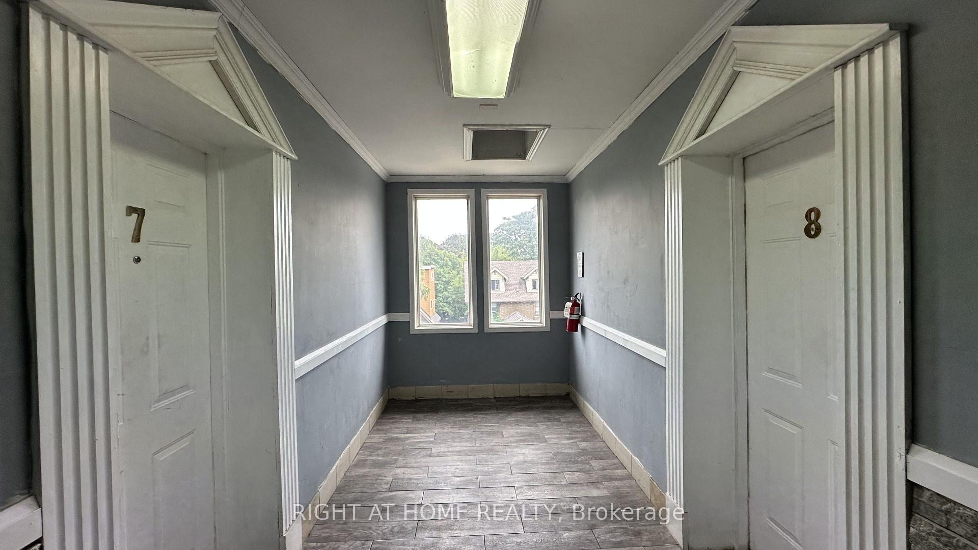 Photo 3 of 84 Proctor Boulevard, Hamilton, Gibson — HOMEH