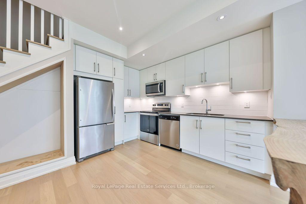 Photo 12 of Unit 27, 2199 Lillykin Street, Oakville, River Oaks — HOMEH