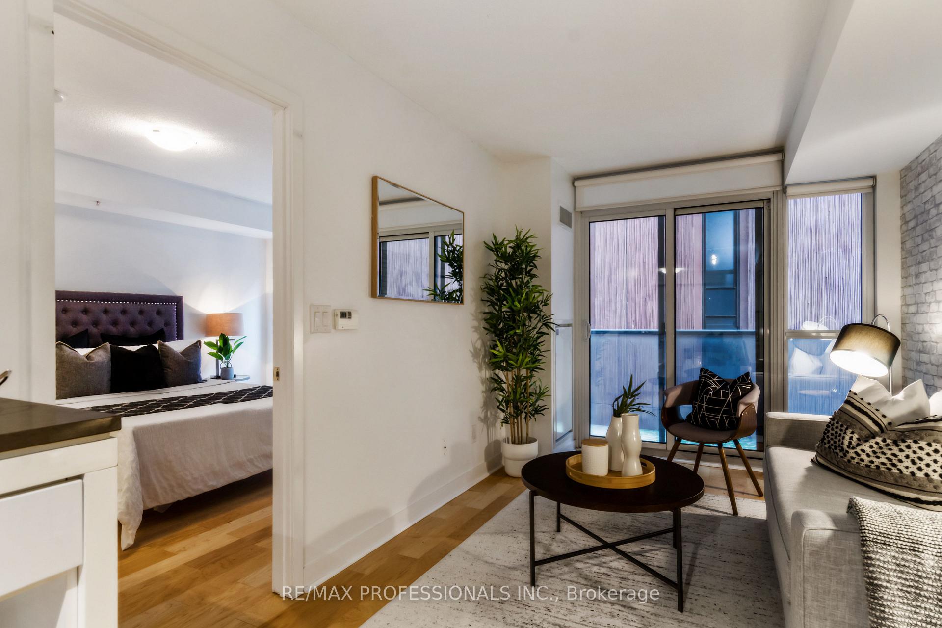 Photo 21 of Unit 522, 295 Adelaide Street W, Toronto, Waterfront Communities — HOMEH