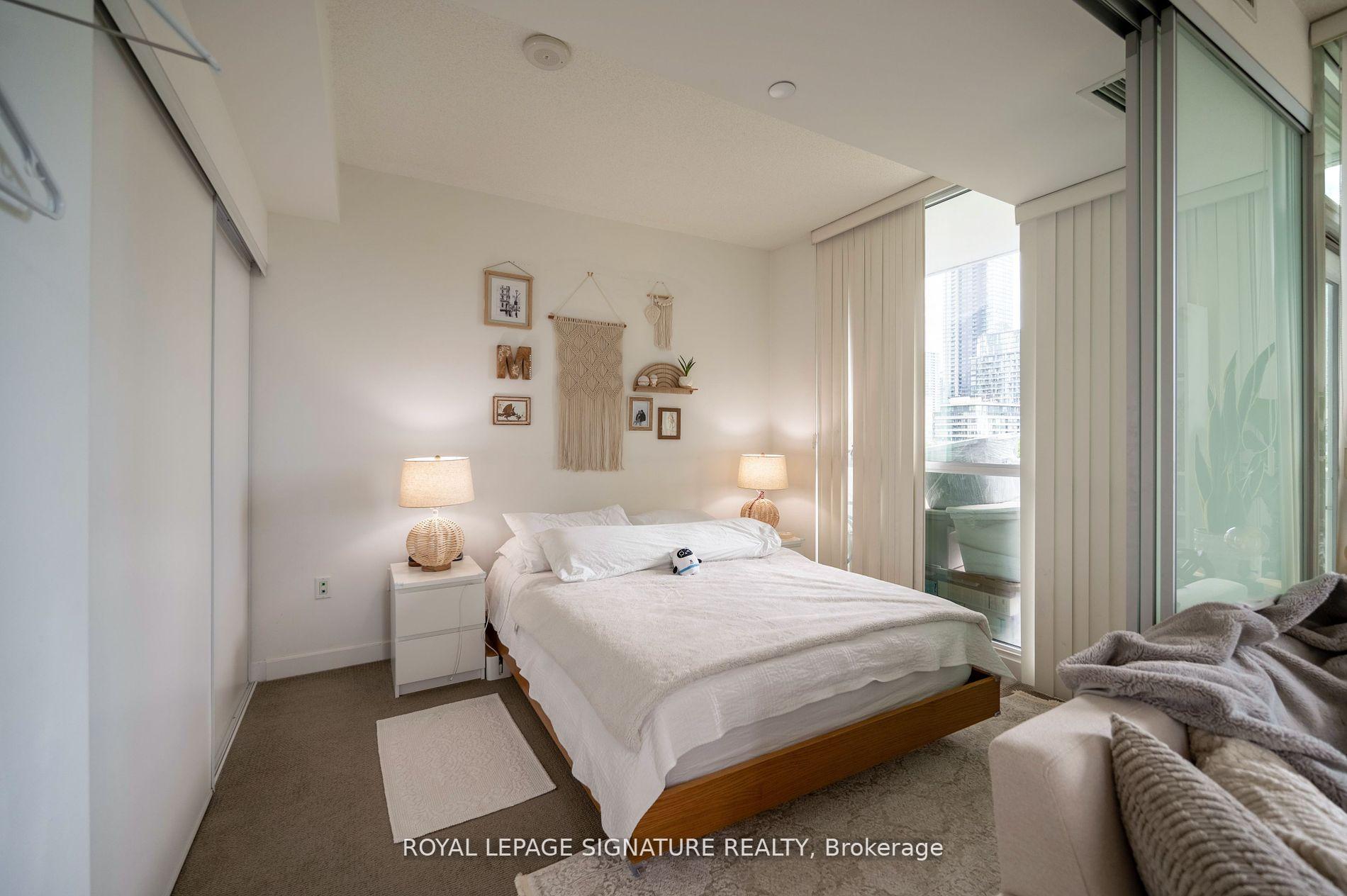 Photo 7 of Unit 607, 75 Queens Wharf Road, Toronto, Waterfront Communities — HOMEH