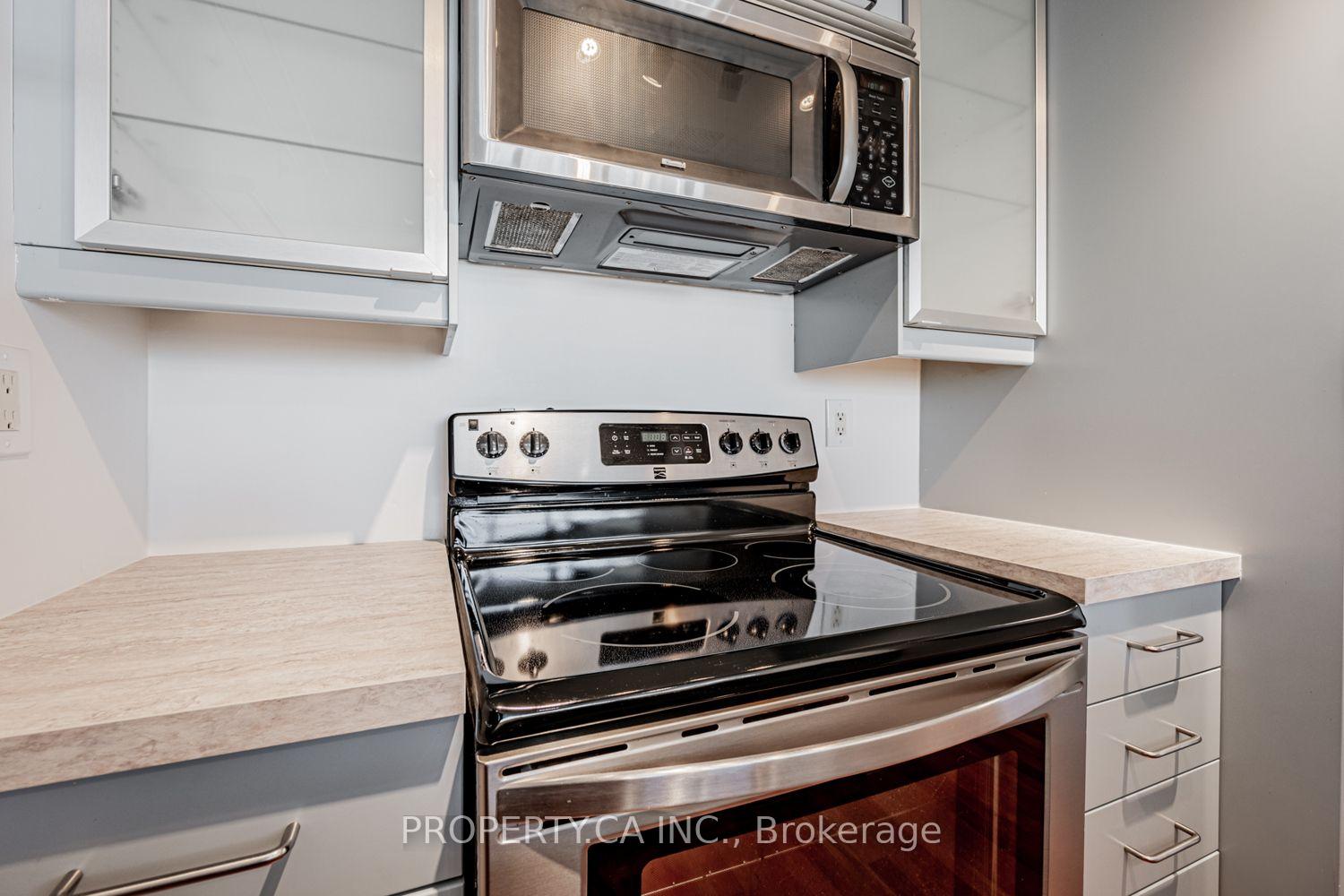 Photo 6 of Unit 1803, 285 Mutual Street, Toronto, Church-Yonge Corridor — HOMEH