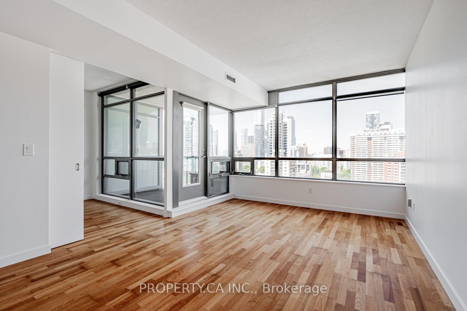 Photo 10 of Unit 1803, 285 Mutual Street, Toronto, Church-Yonge Corridor — HOMEH