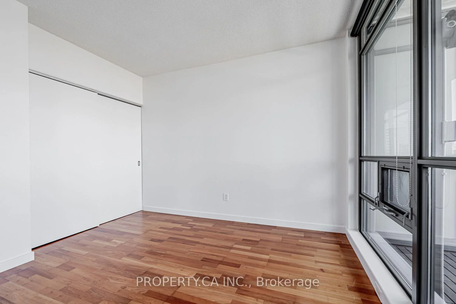 Photo 22 of Unit 1803, 285 Mutual Street, Toronto, Church-Yonge Corridor — HOMEH