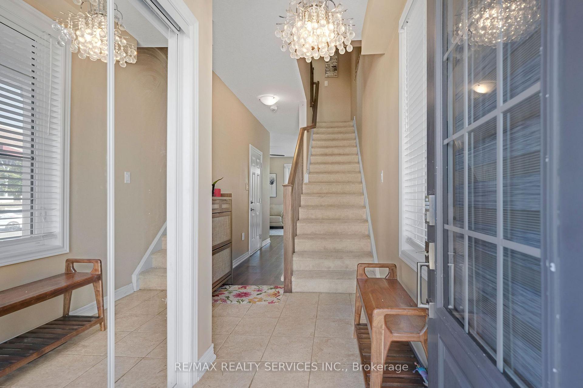 Photo 6 of 411 Hardwick Common, Oakville, Joshua Meadows — HOMEH