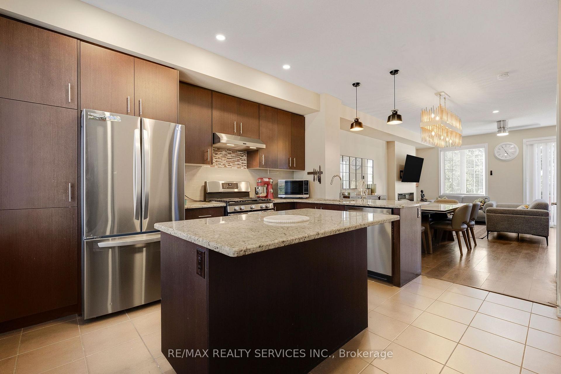 Photo 18 of 411 Hardwick Common, Oakville, Joshua Meadows — HOMEH