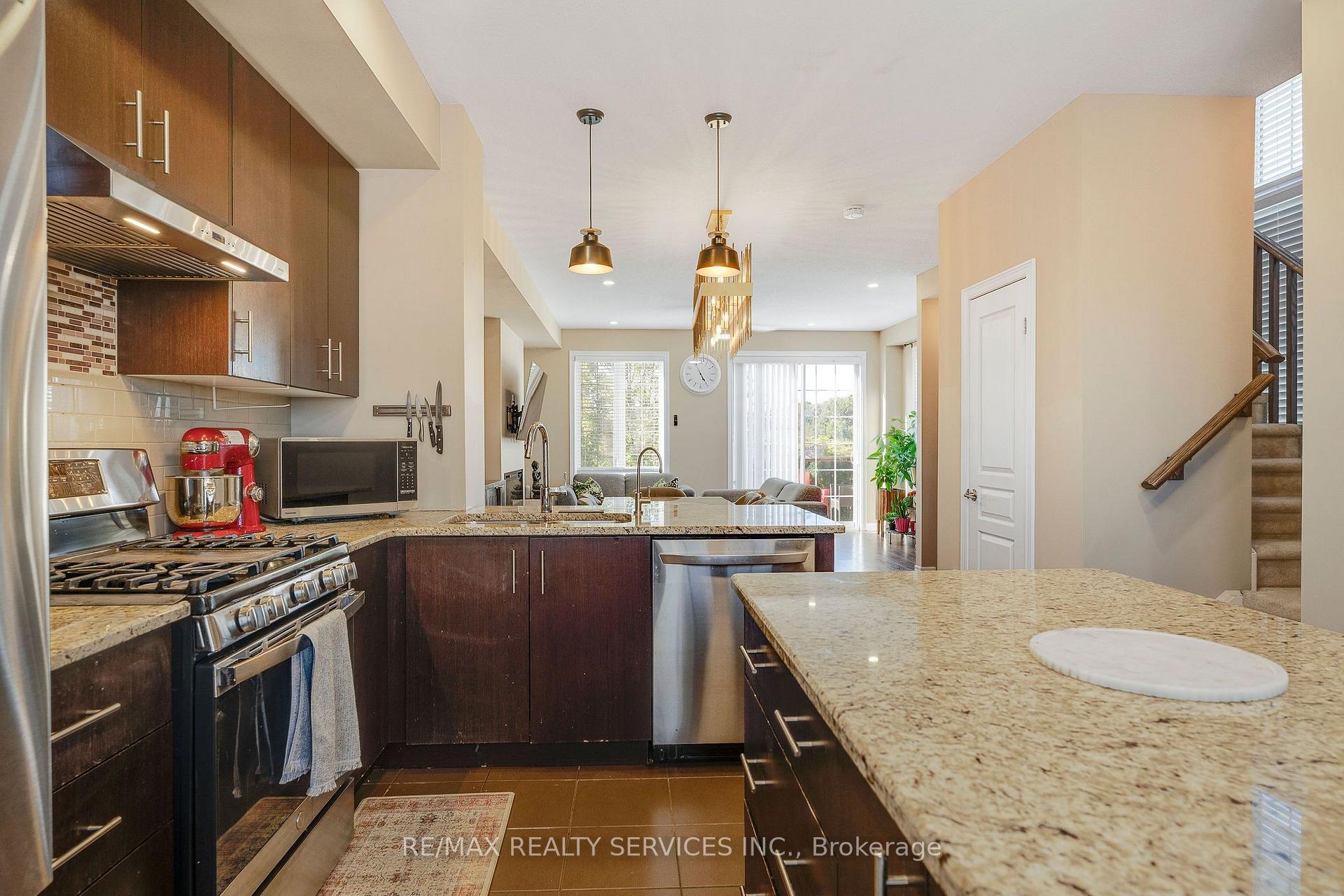 Photo 19 of 411 Hardwick Common, Oakville, Joshua Meadows — HOMEH