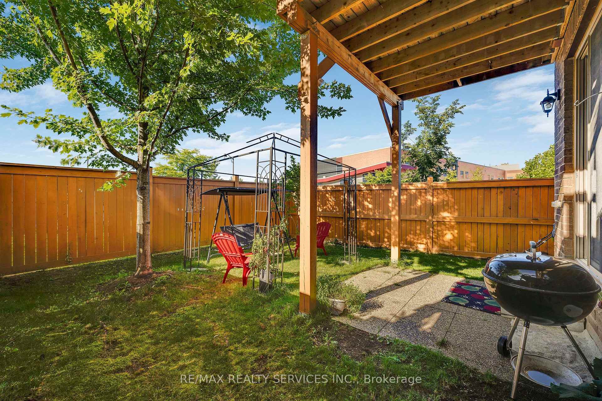 Photo 37 of 411 Hardwick Common, Oakville, Joshua Meadows — HOMEH