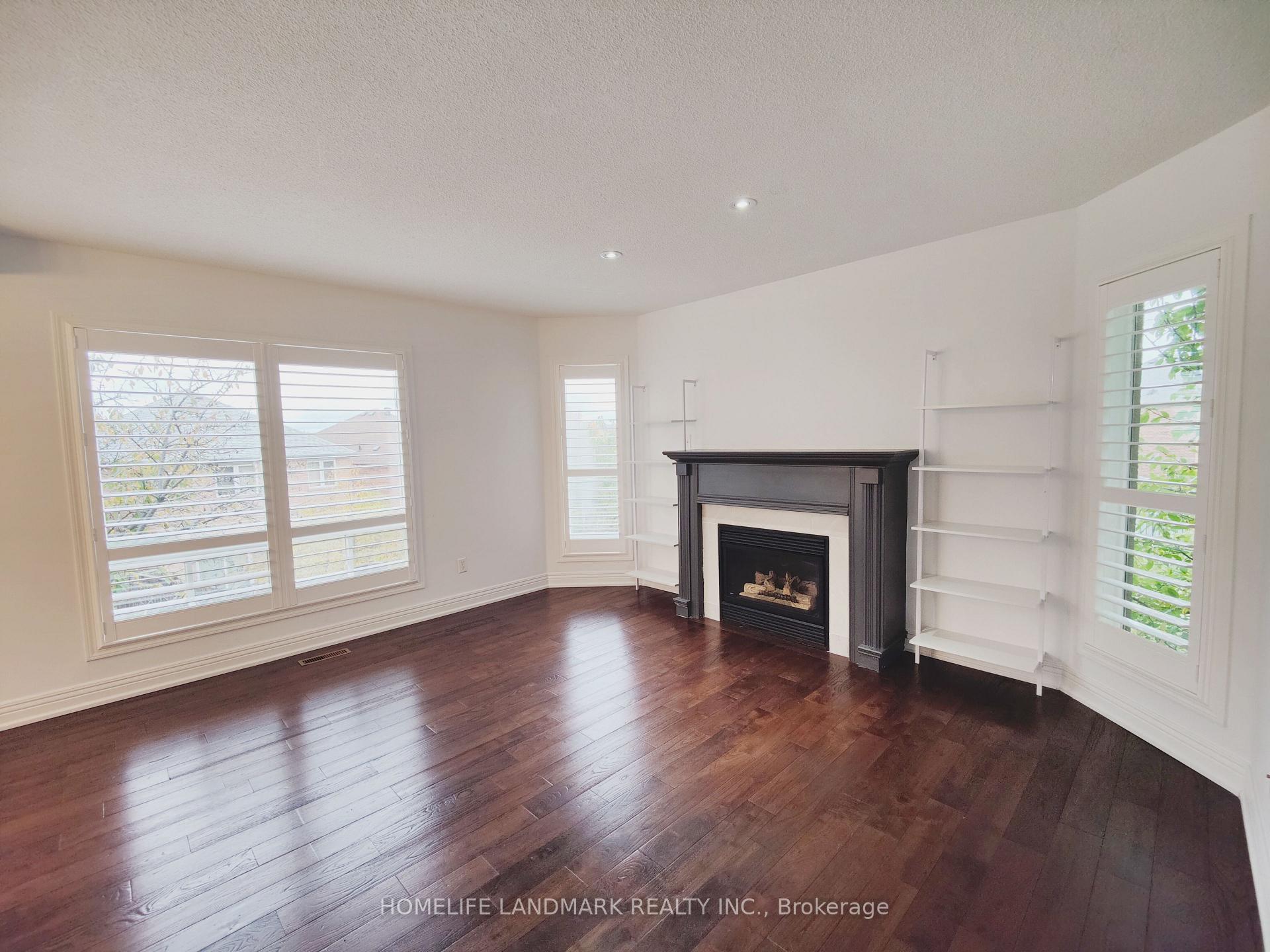 Photo 5 of 96 Formosa Drive, Richmond Hill, Rouge Woods — HOMEH