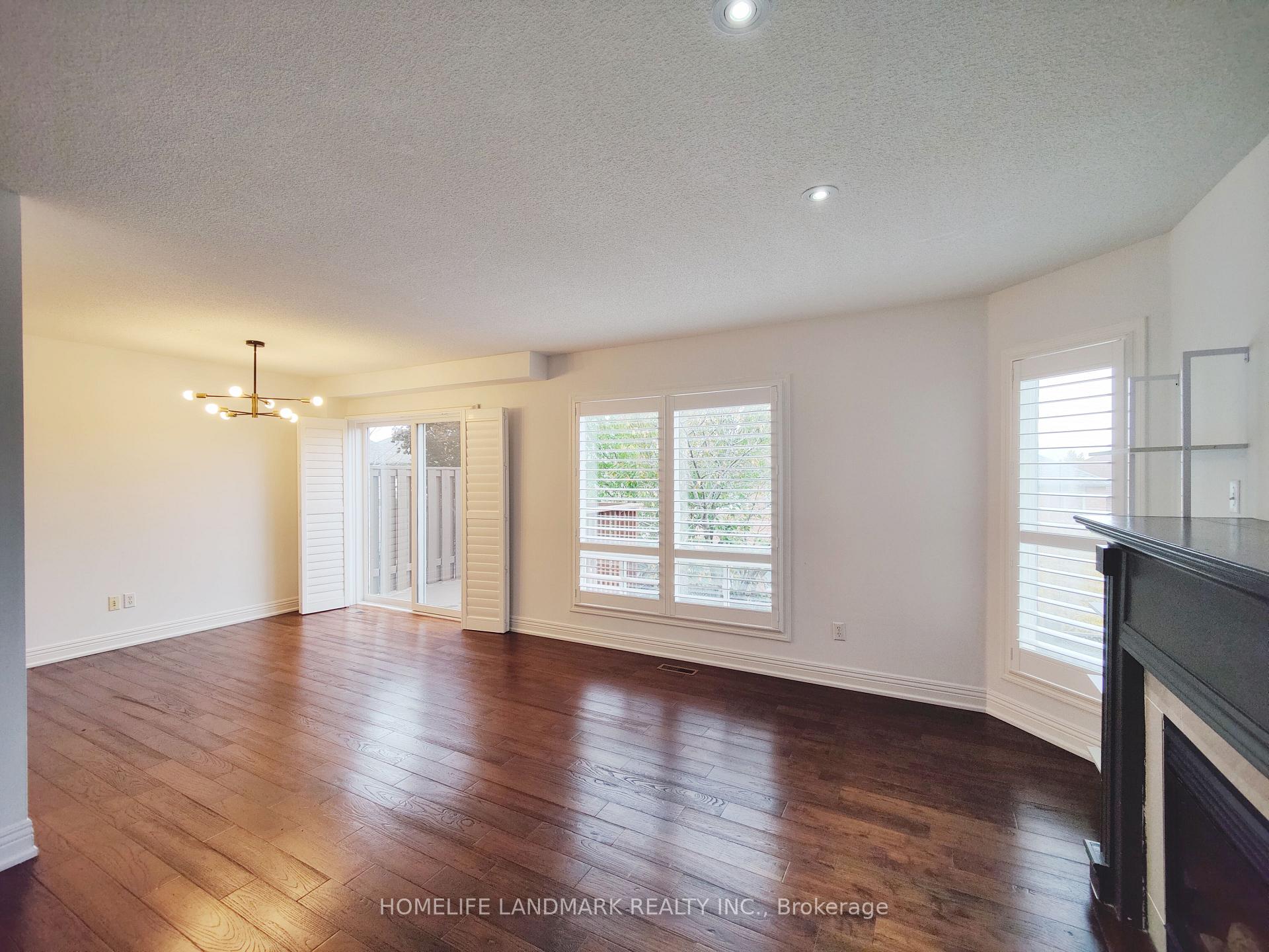 Photo 6 of 96 Formosa Drive, Richmond Hill, Rouge Woods — HOMEH