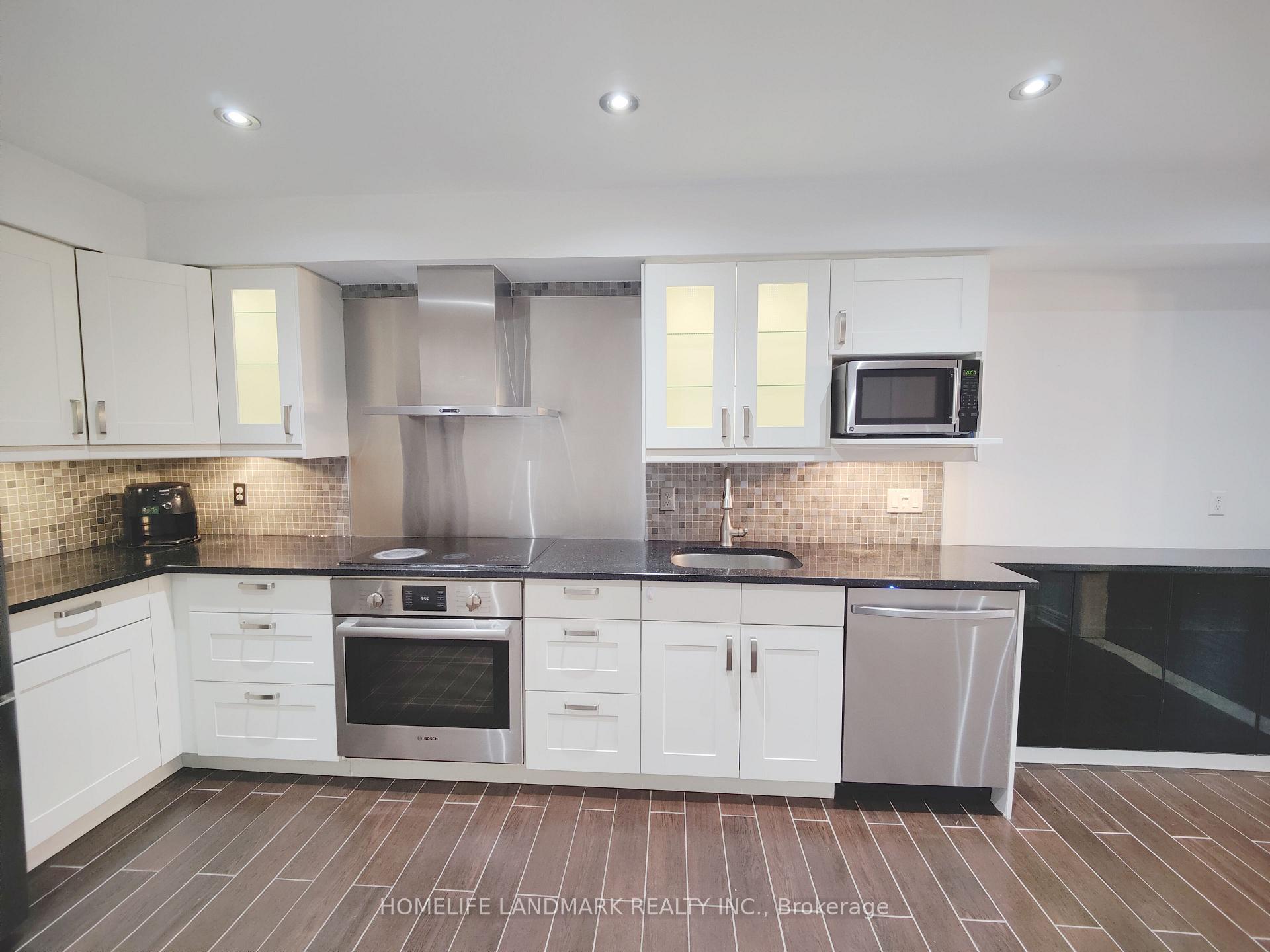 Photo 8 of 96 Formosa Drive, Richmond Hill, Rouge Woods — HOMEH